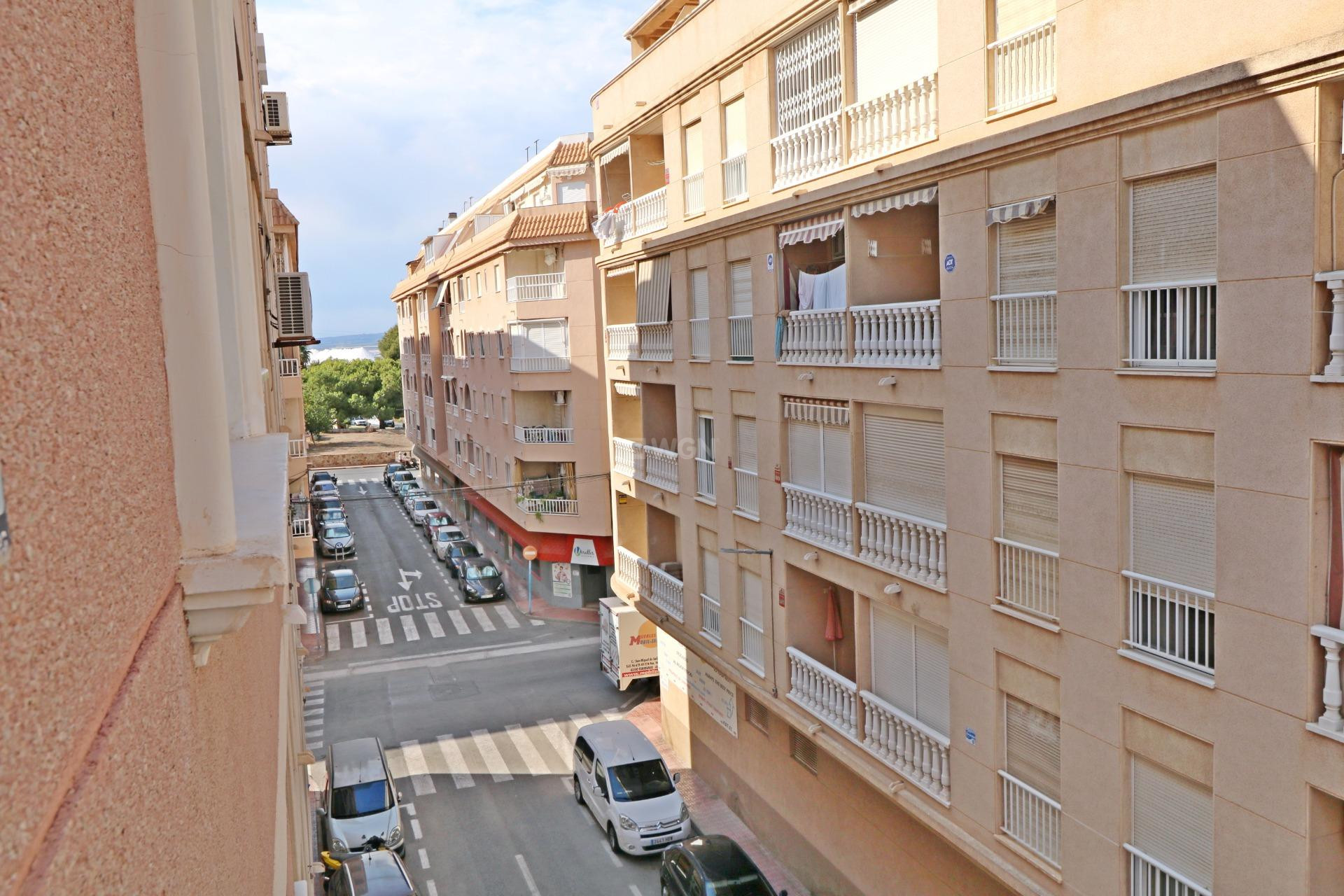 Resale - Apartment / flat - Torrevieja - Acequion