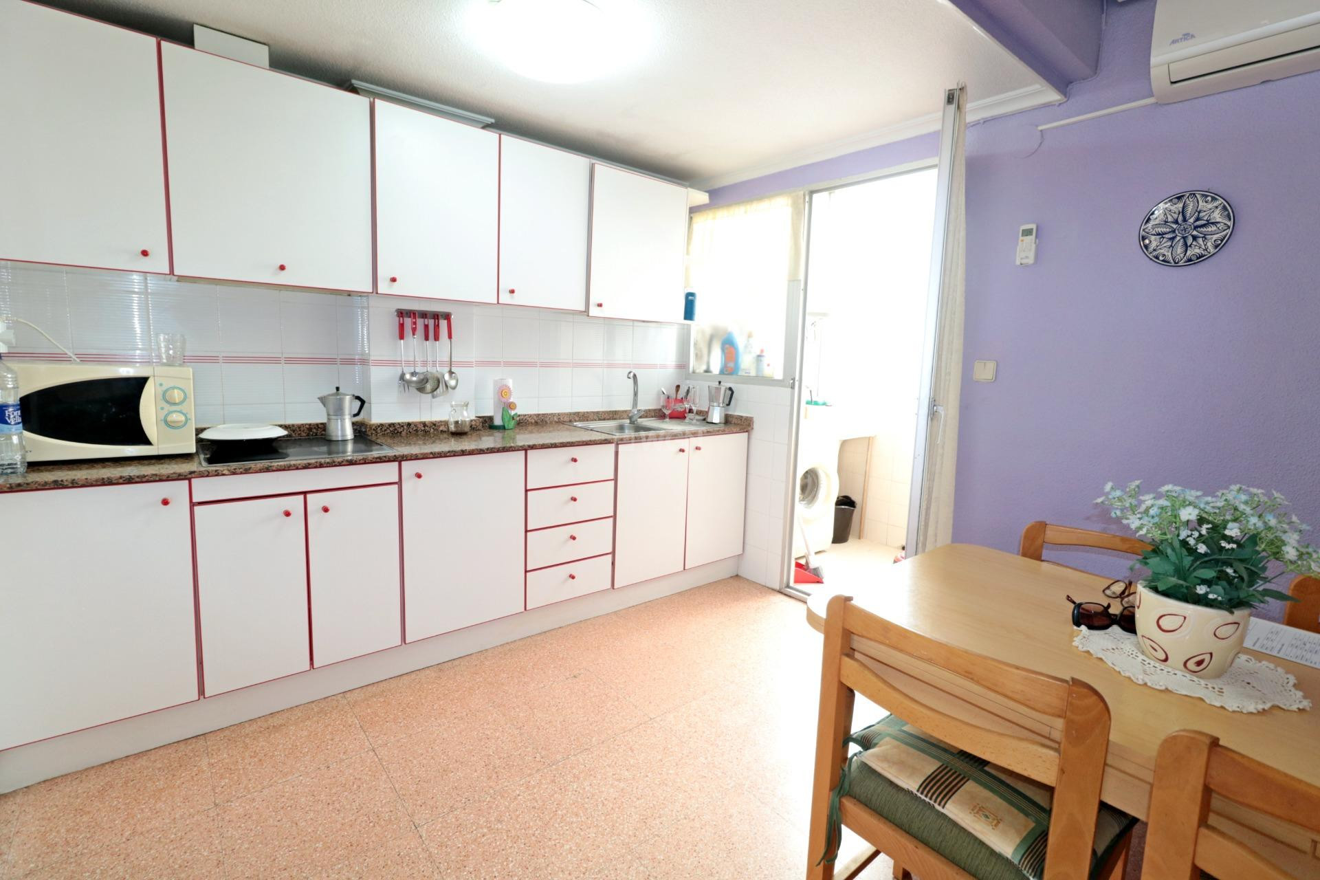 Resale - Apartment / flat - Torrevieja - Acequion