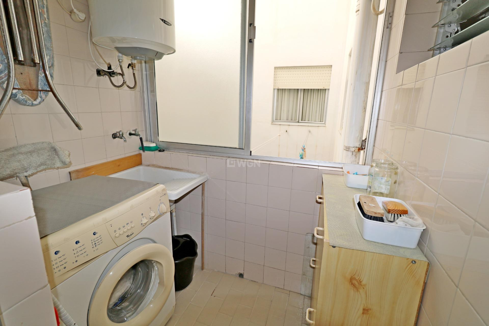 Resale - Apartment / flat - Torrevieja - Acequion