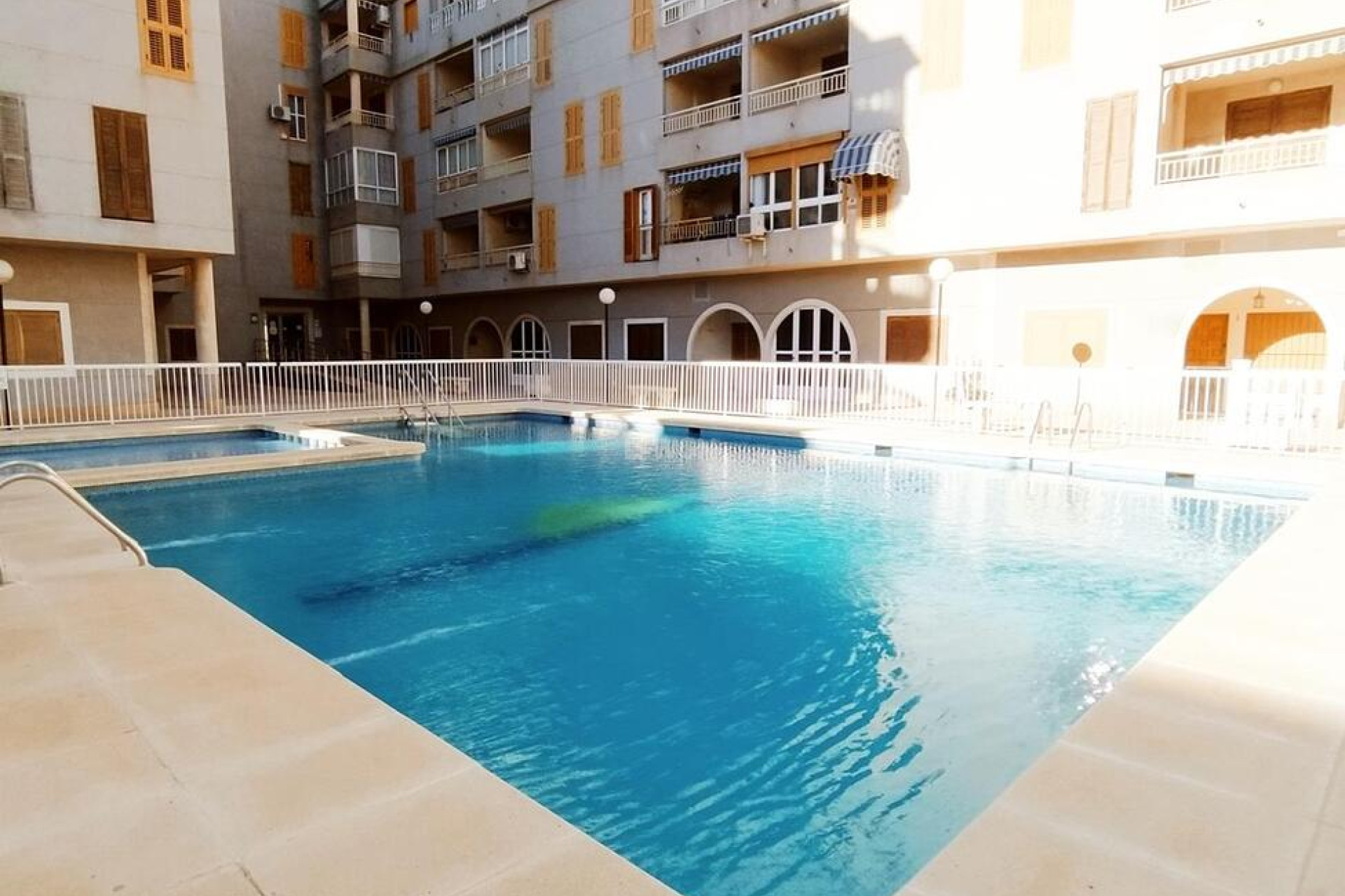 Resale - Apartment / flat - Torrevieja - Acequion