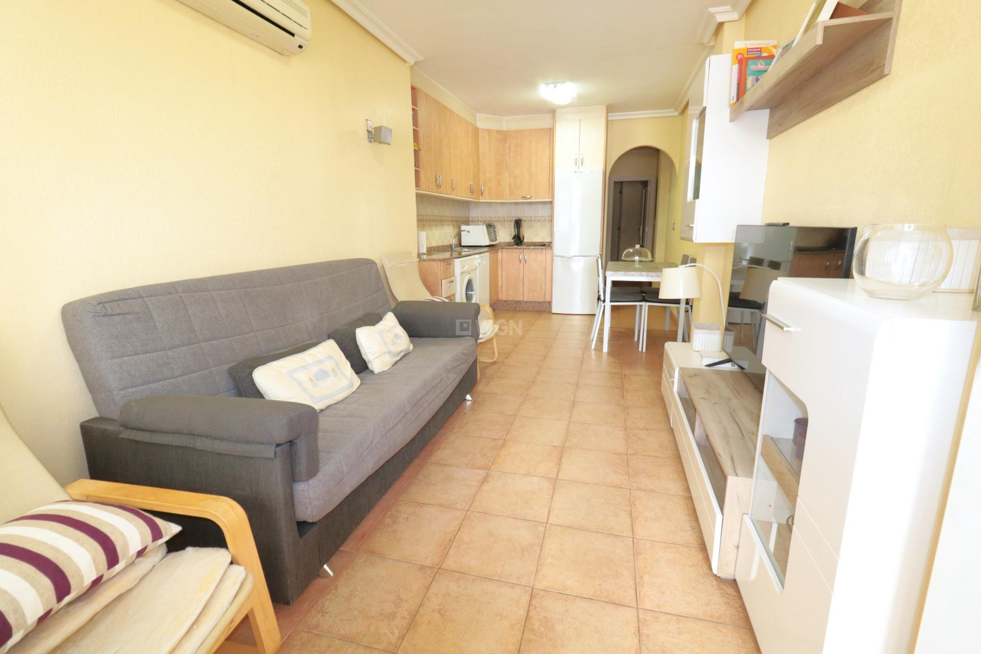 Resale - Apartment / flat - Torrevieja - Acequion