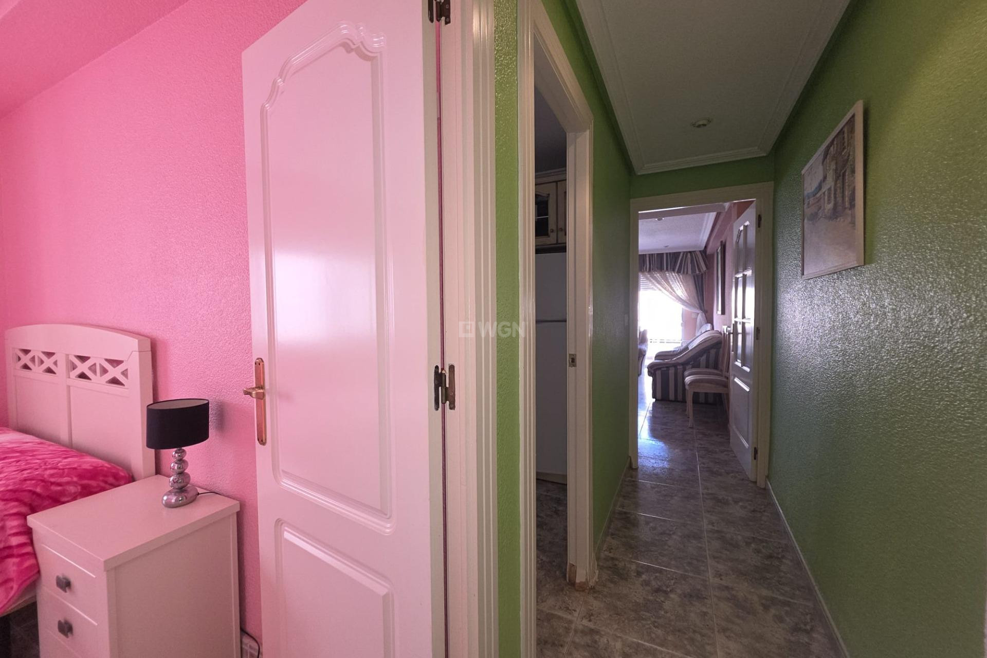 Resale - Apartment / flat - Torrevieja - Acequion