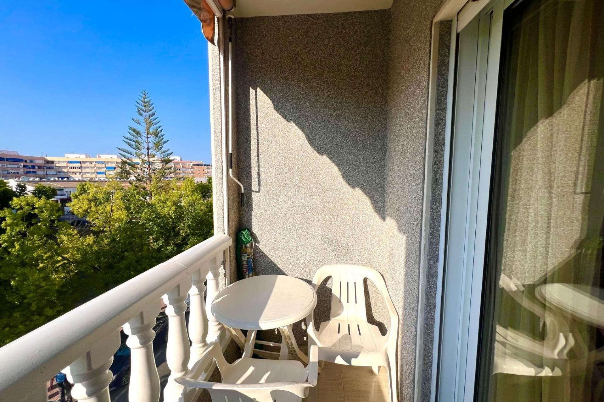 Resale - Apartment / flat - Torrevieja - Acequion