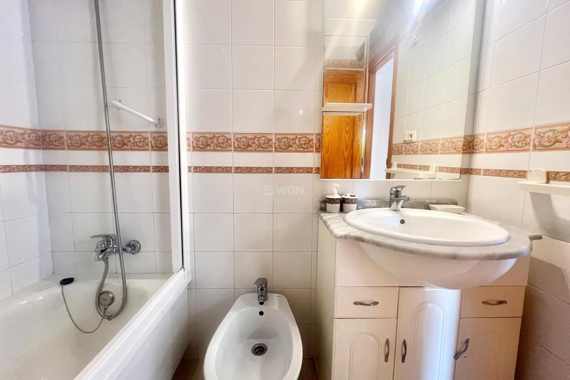 Resale - Apartment / flat - Torrevieja - Acequion