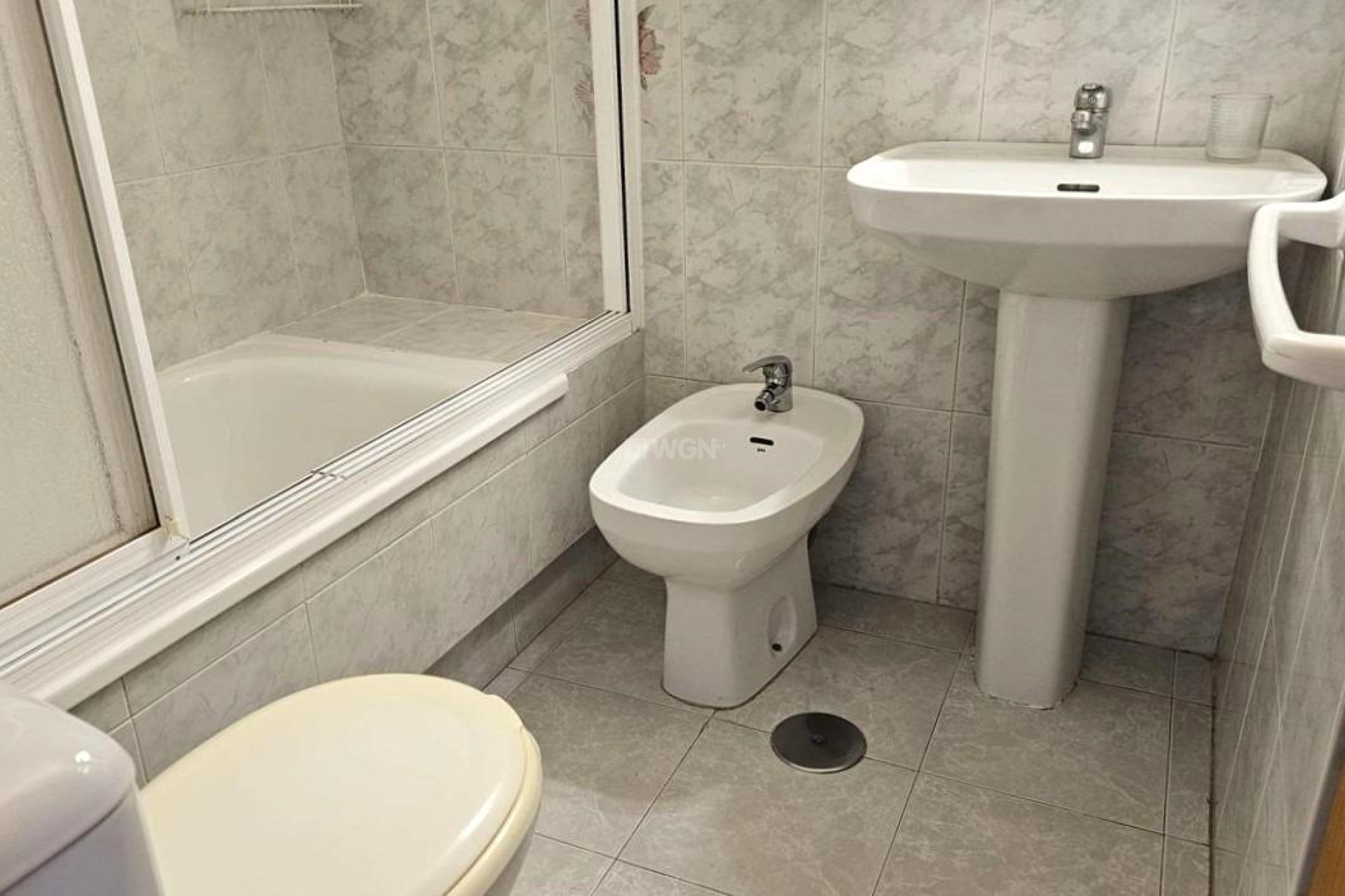 Resale - Apartment / flat - Torrevieja - Acequion