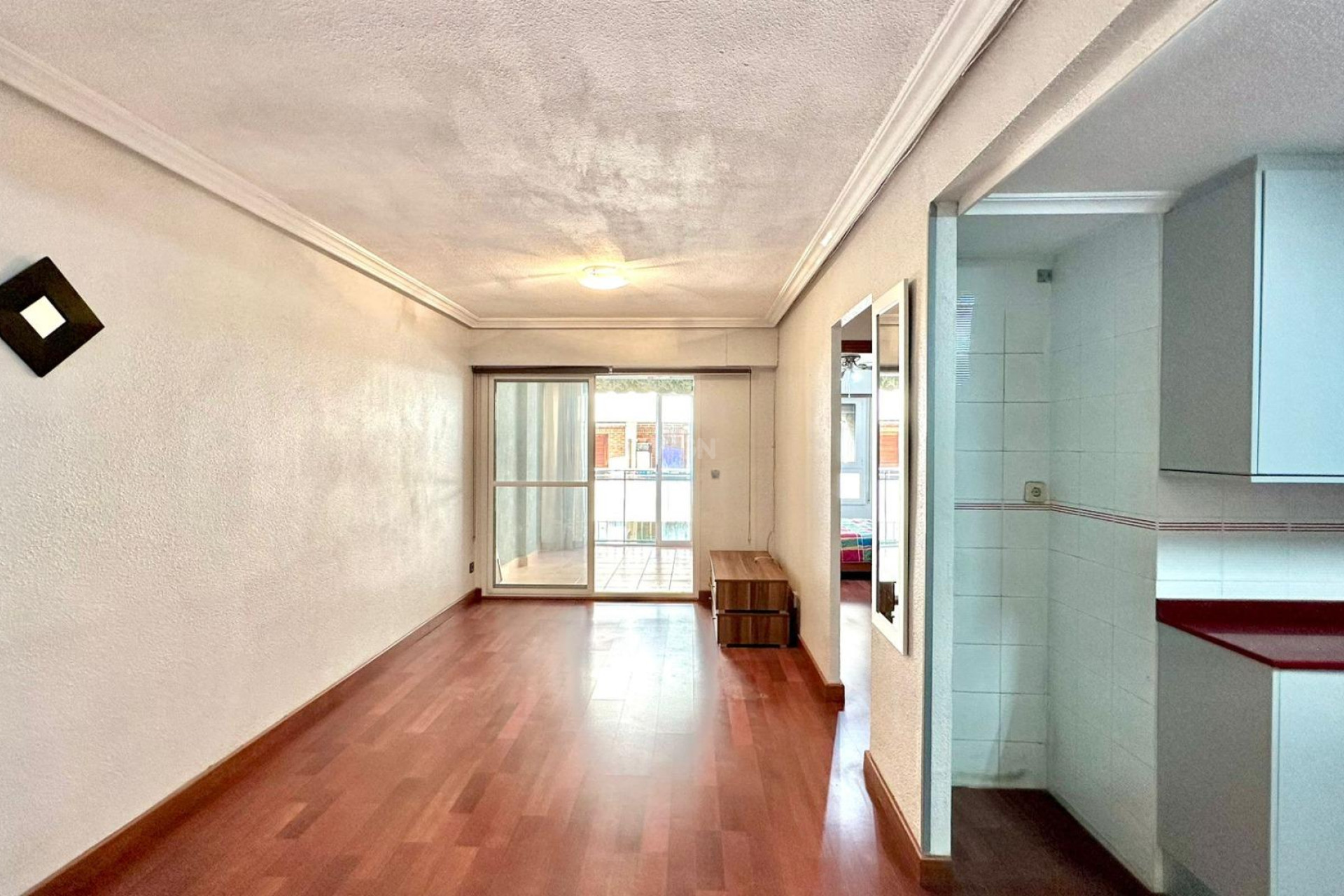 Resale - Apartment / flat - Torrevieja - Acequion