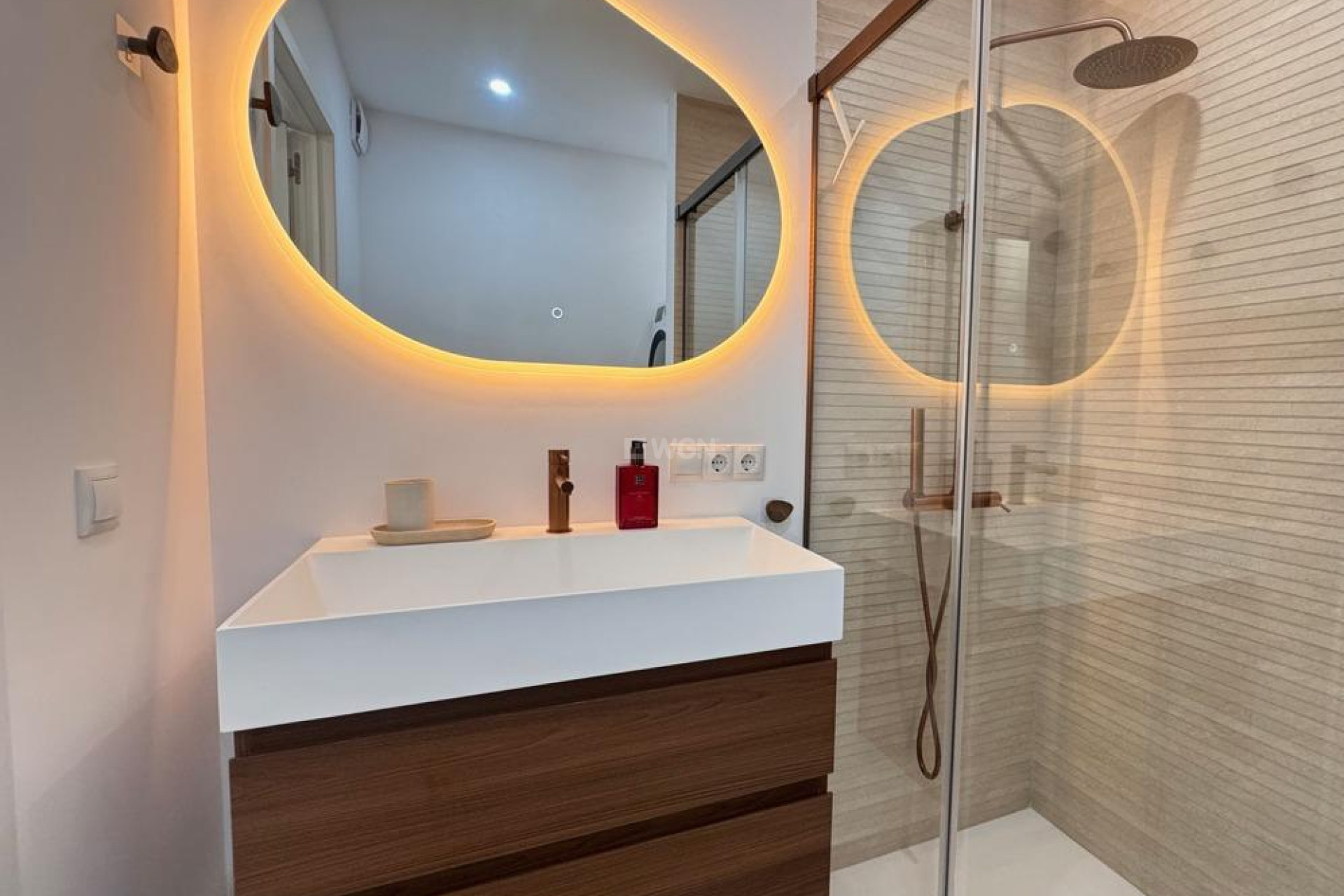 Resale - Apartment / flat - Torrevieja - Acequion