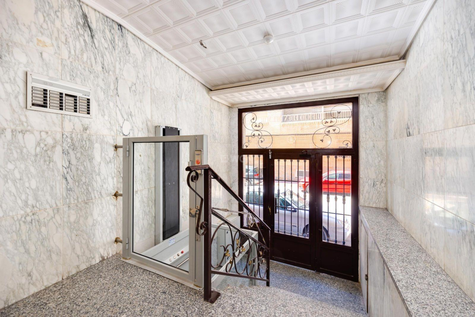 Resale - Apartment / flat - Torrevieja - Acequion