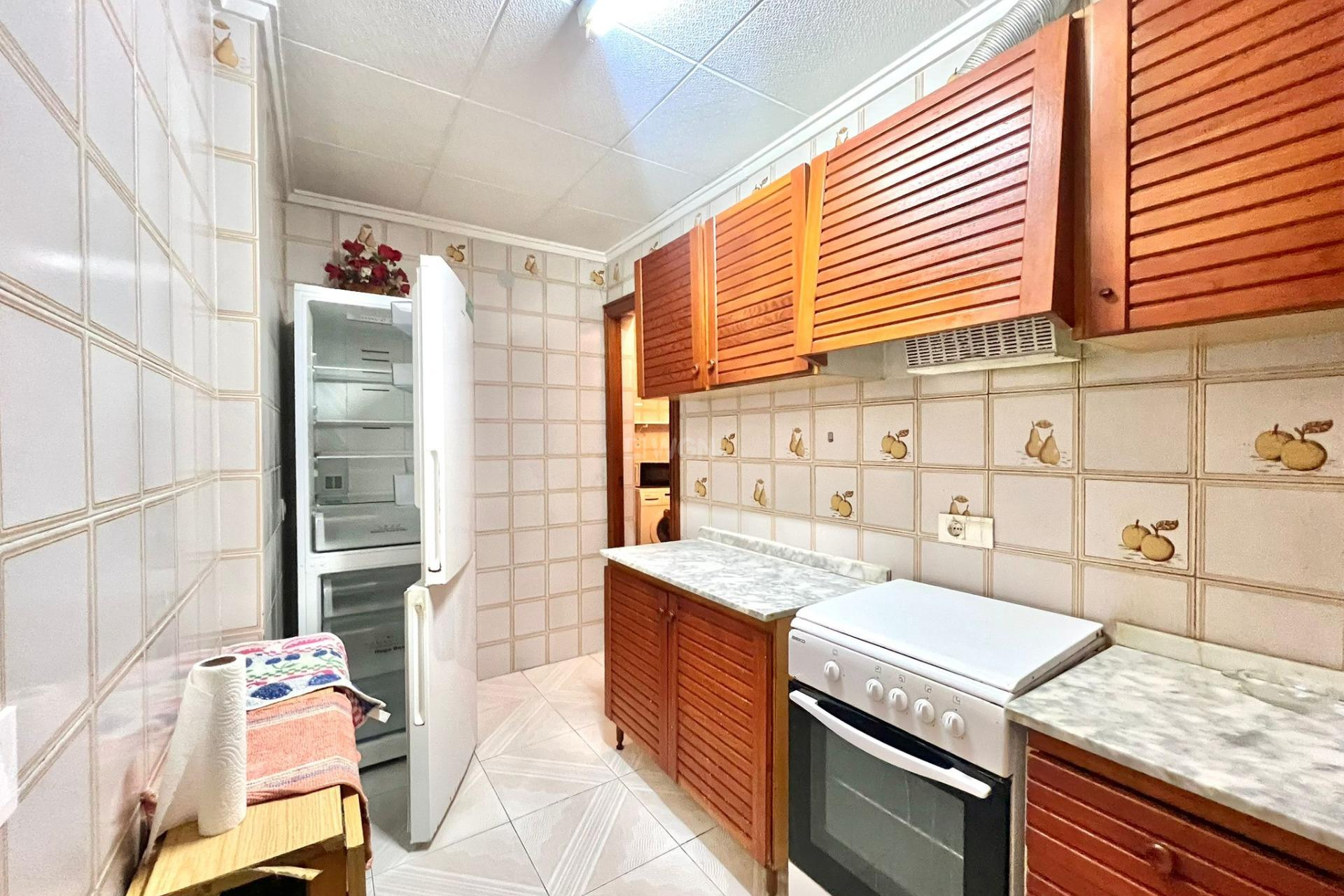 Resale - Apartment / flat - Torrevieja - Acequion