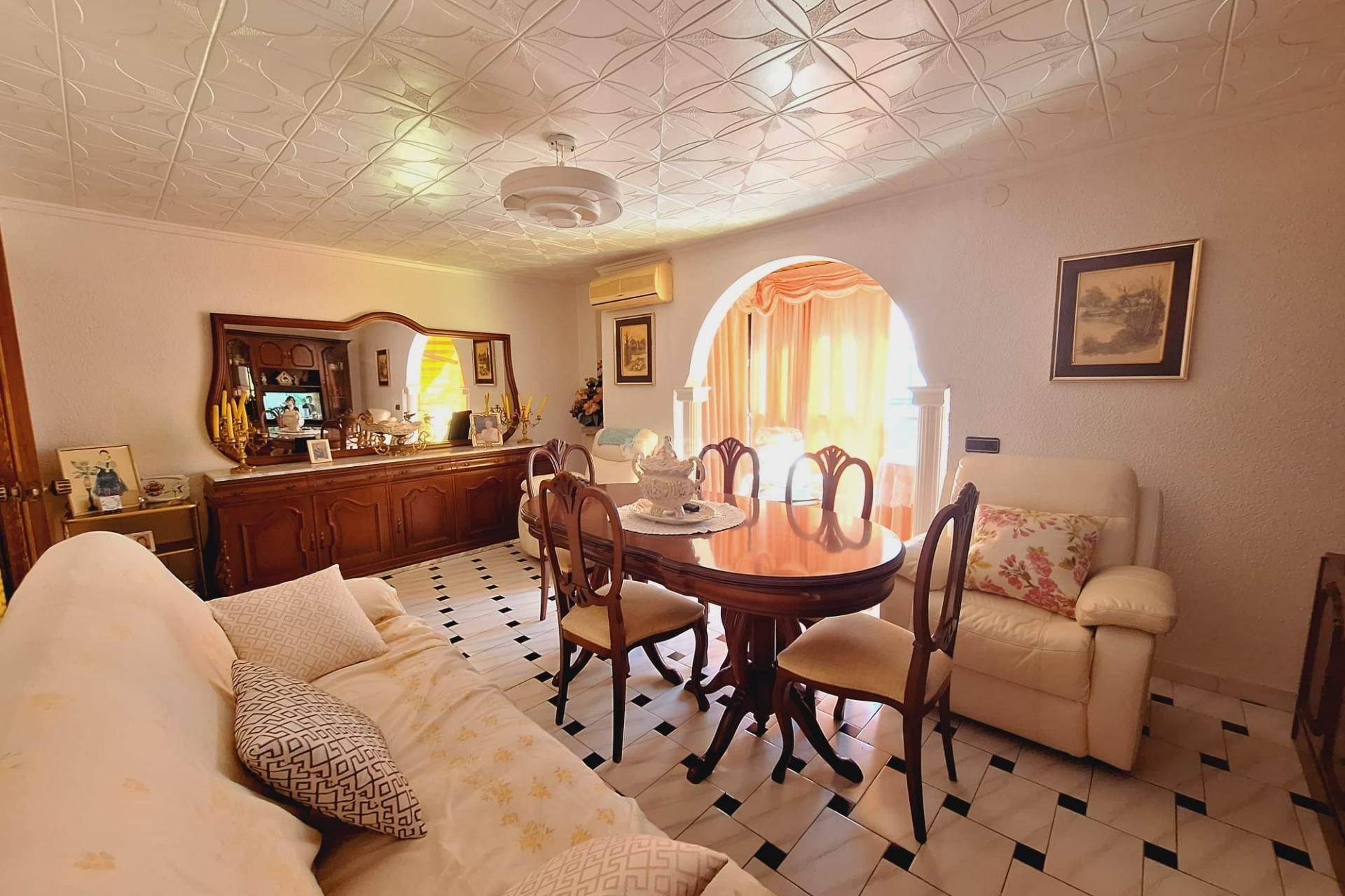 Resale - Apartment / flat - Torrevieja - Acequion