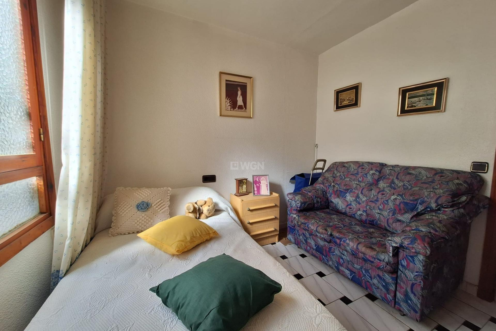 Resale - Apartment / flat - Torrevieja - Acequion