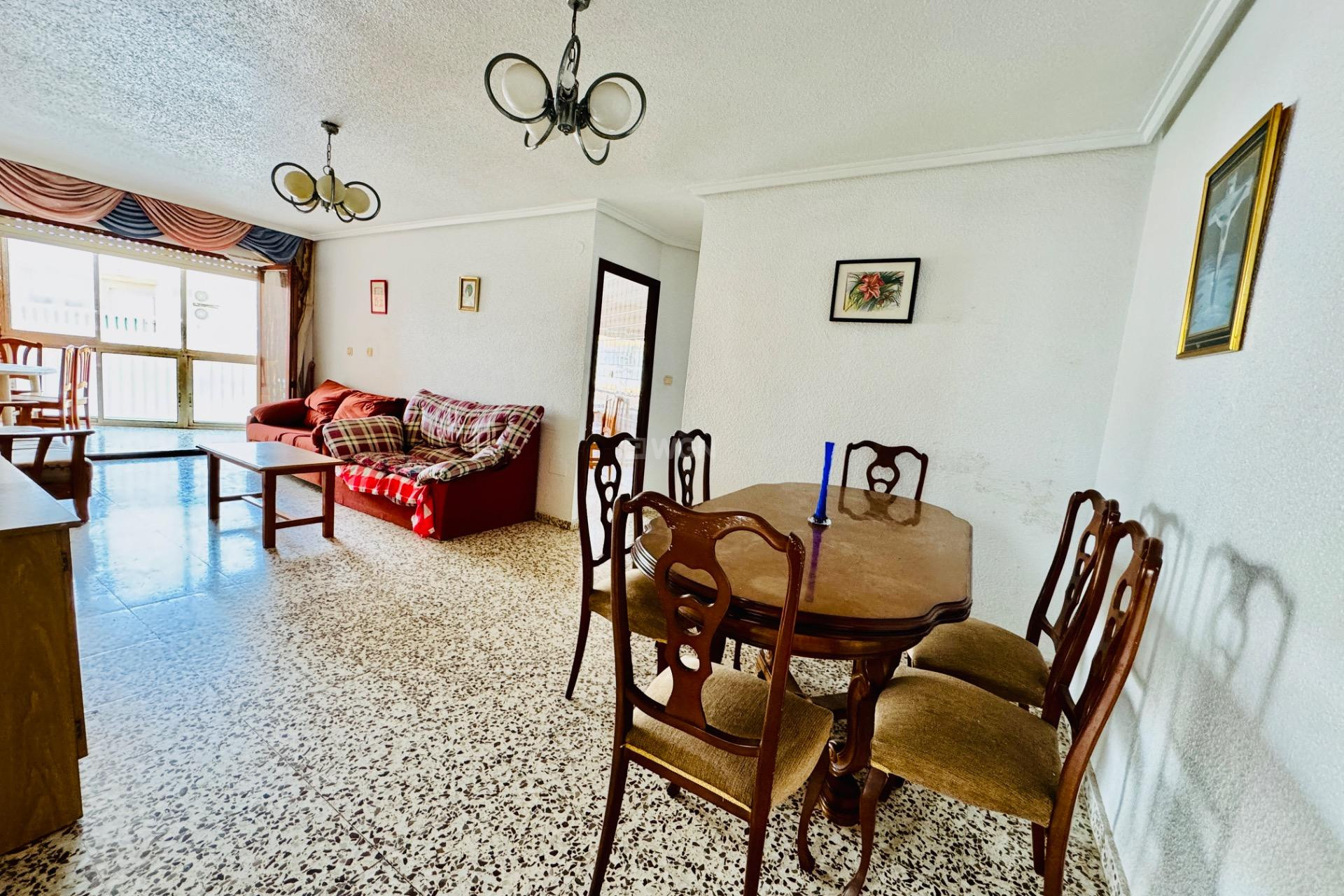 Resale - Apartment / flat - Torrevieja - Acequion