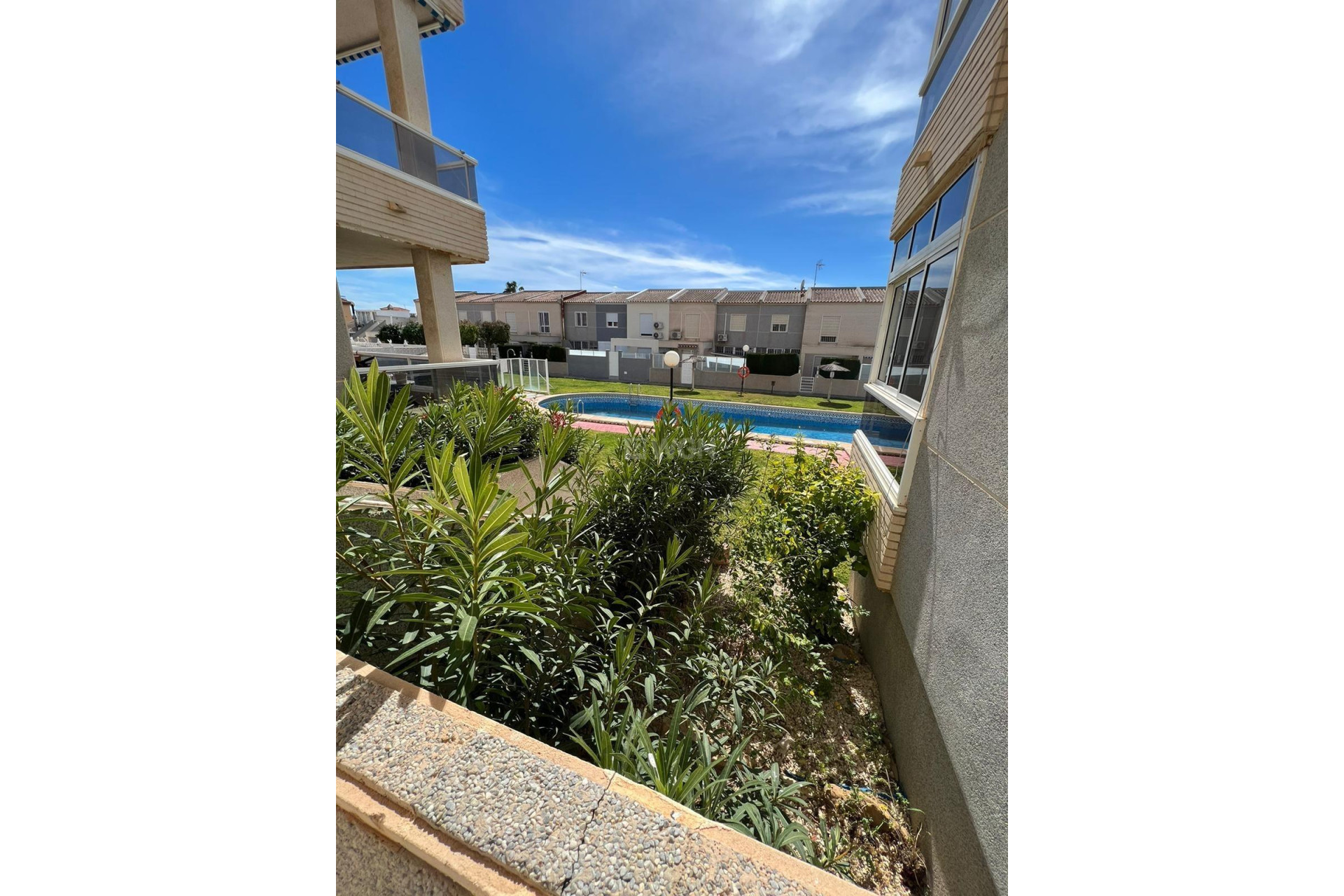 Resale - Apartment / flat - Torrevieja - aguas nuevas