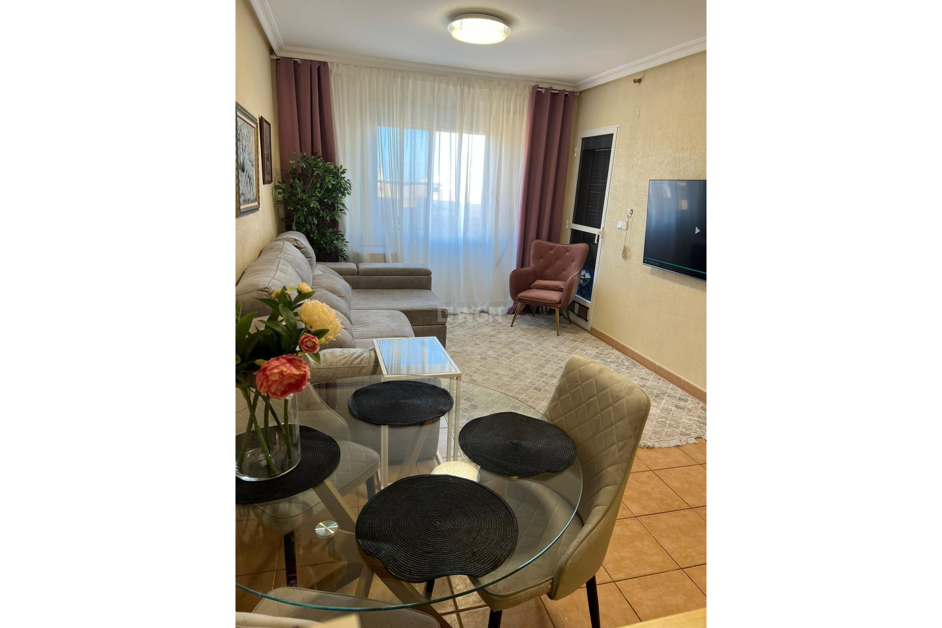 Resale - Apartment / flat - Torrevieja - aguas nuevas