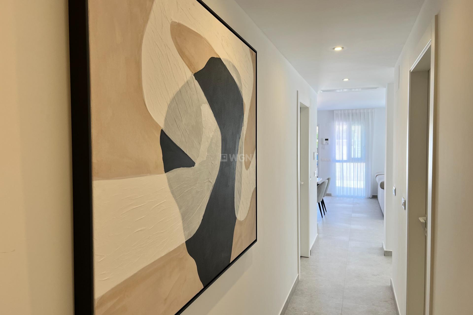 Resale - Apartment / flat - Torrevieja - aguas nuevas