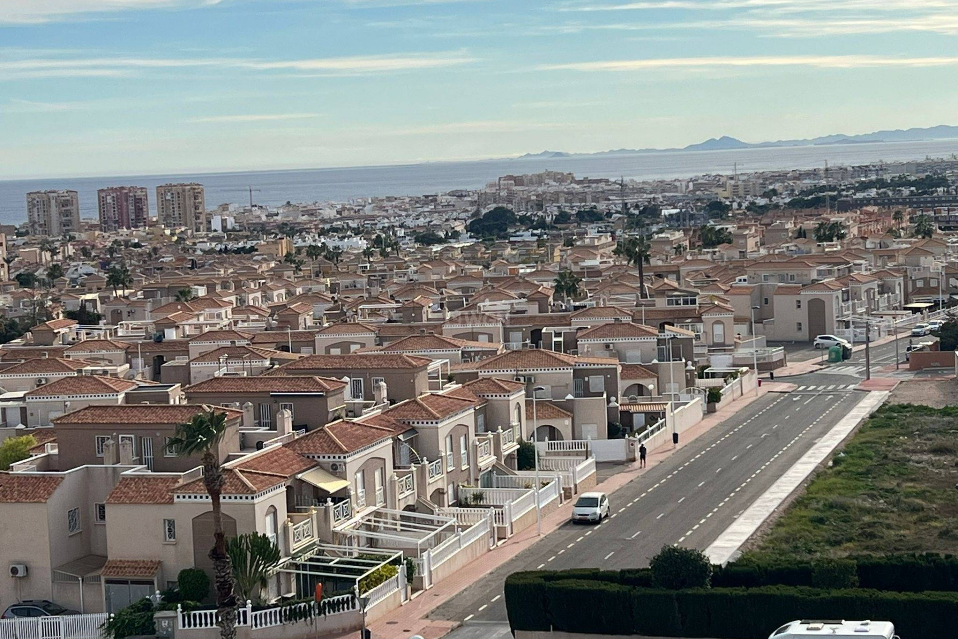 Resale - Apartment / flat - Torrevieja - aguas nuevas