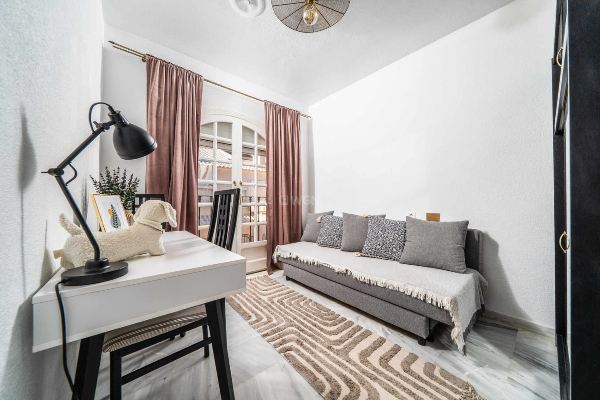 Resale - Apartment / flat - Torrevieja - aguas nuevas