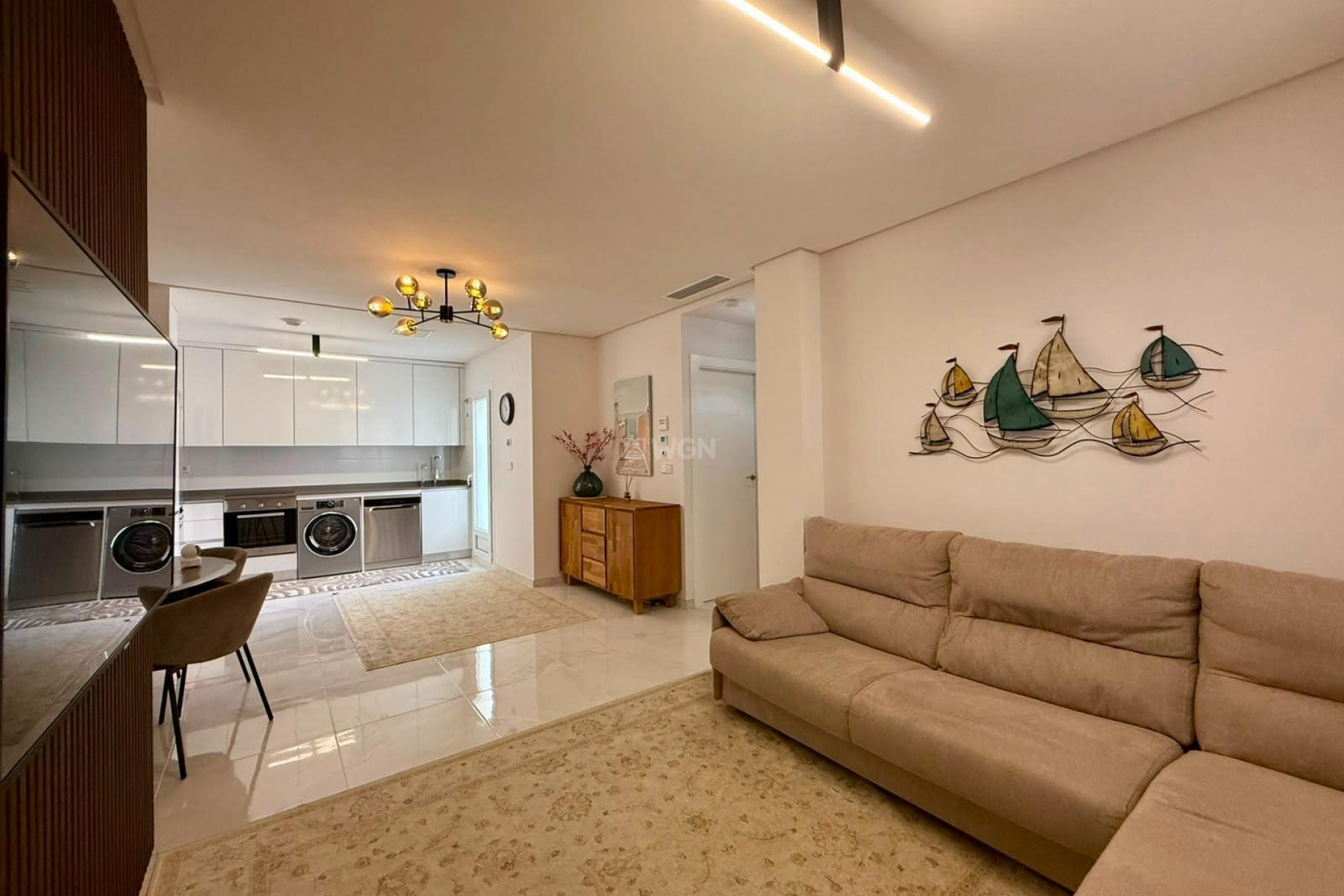Resale - Apartment / flat - Torrevieja - aguas nuevas