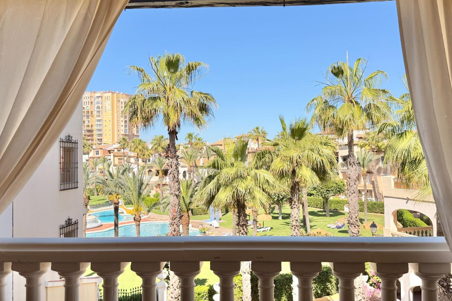 Resale - Apartment / flat - Torrevieja - Aldea Del Mar
