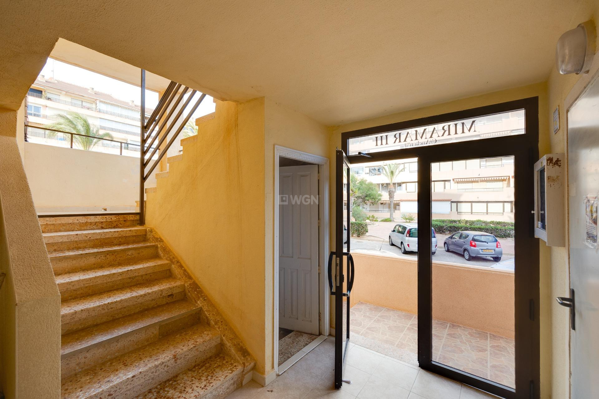 Resale - Apartment / flat - Torrevieja - Cabo Cervera