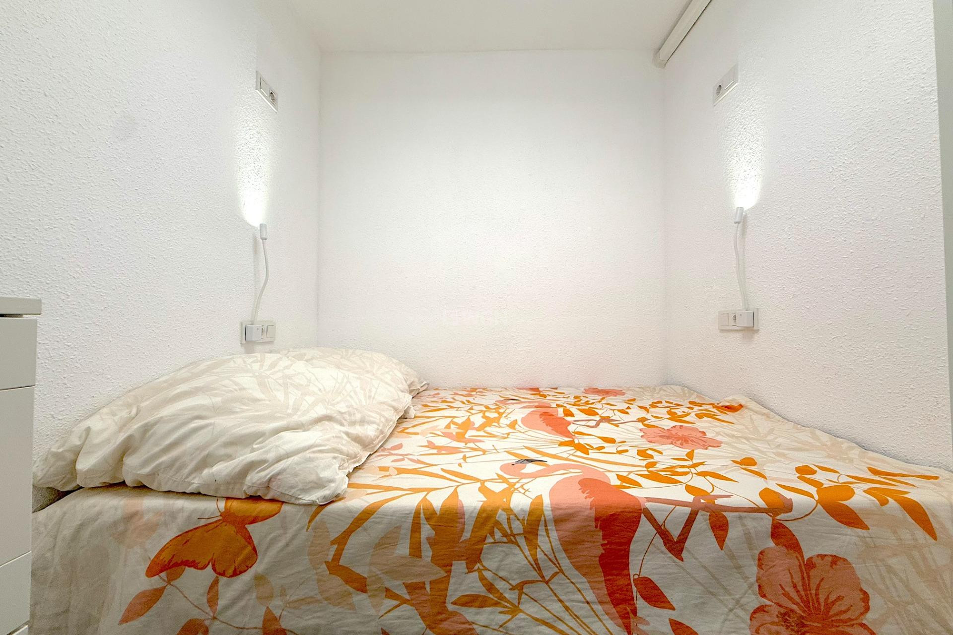 Resale - Apartment / flat - Torrevieja - Cabo Cervera