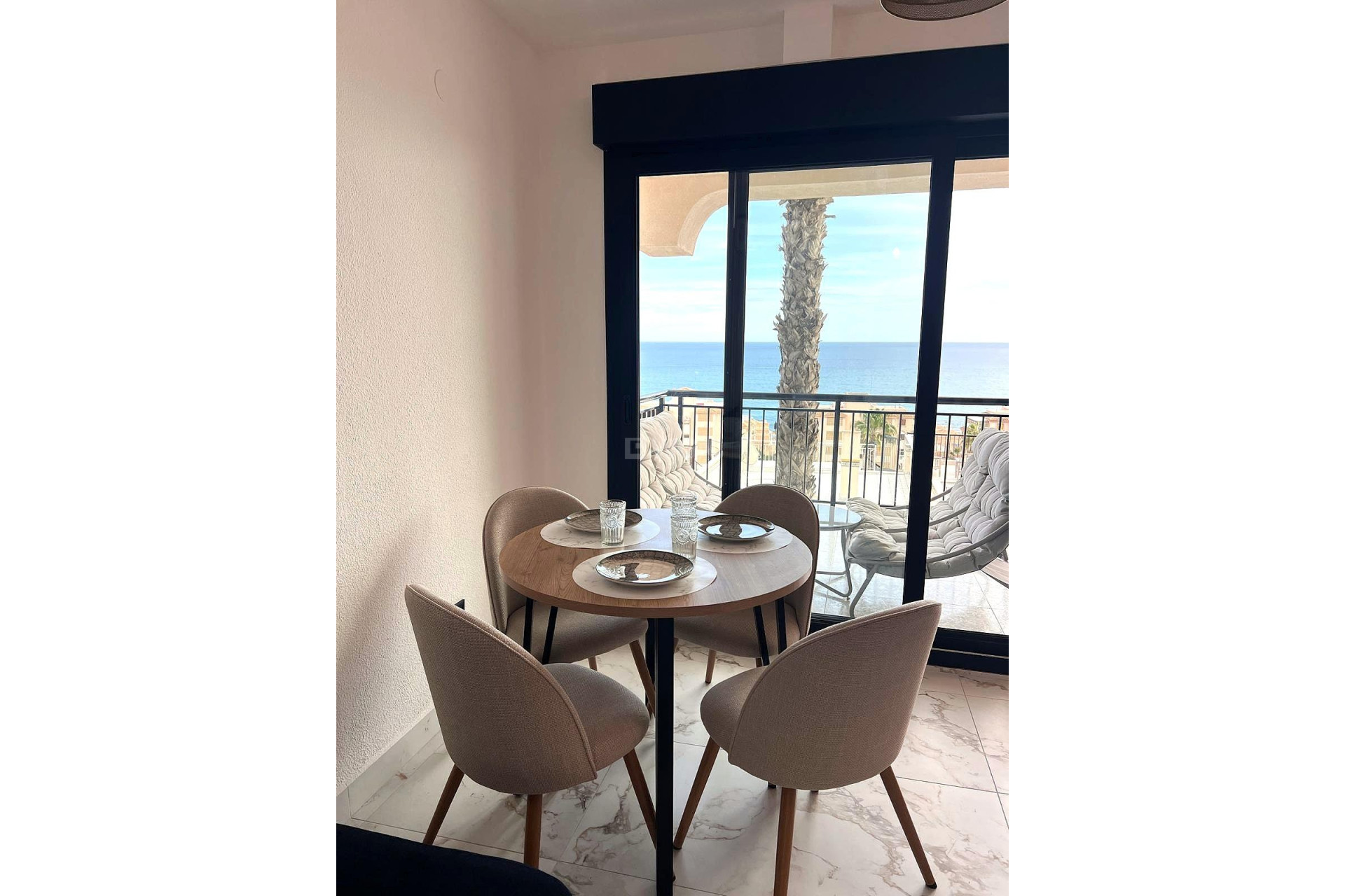 Resale - Apartment / flat - Torrevieja - Cabo Cervera
