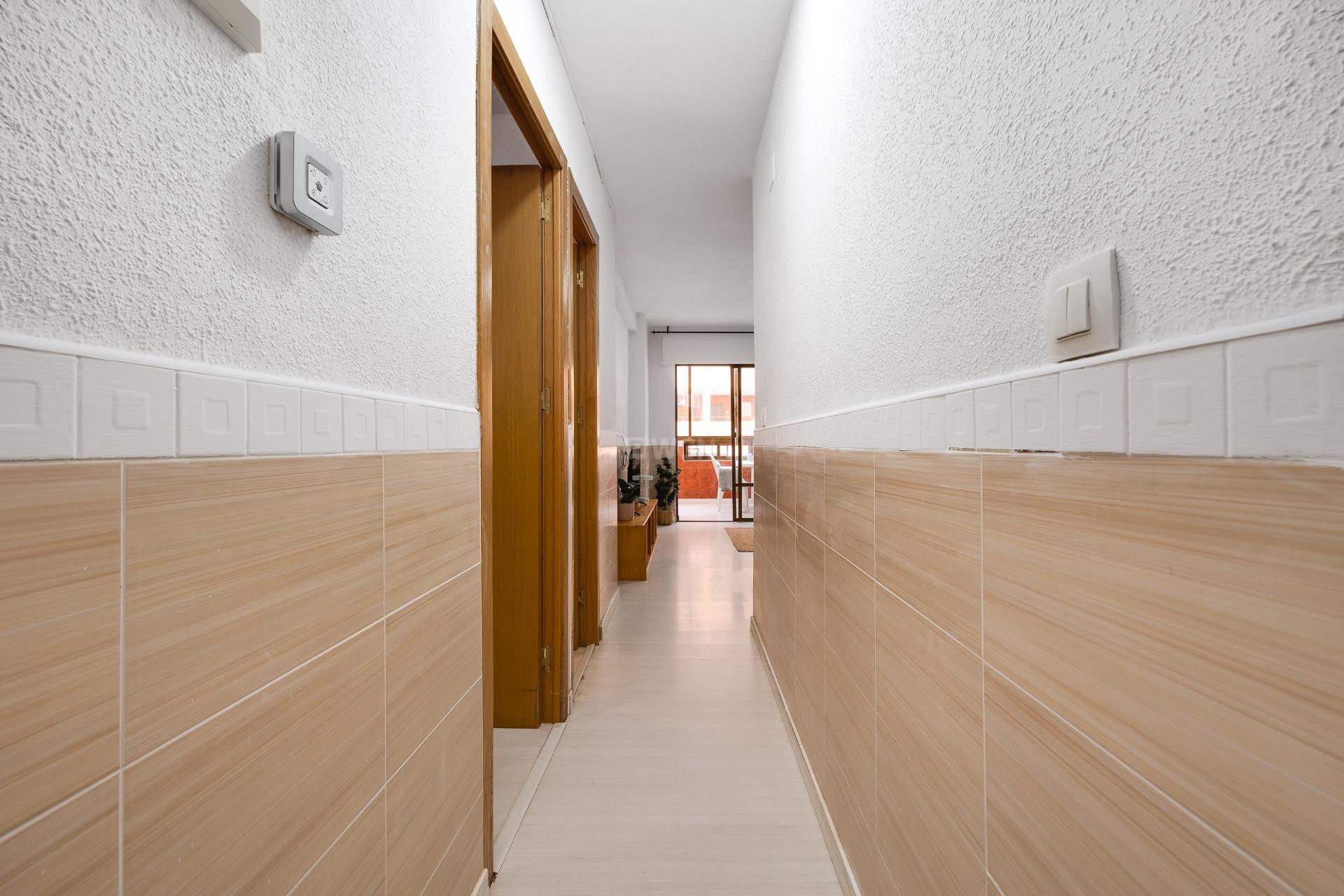 Resale - Apartment / flat - Torrevieja - Cabo Cervera