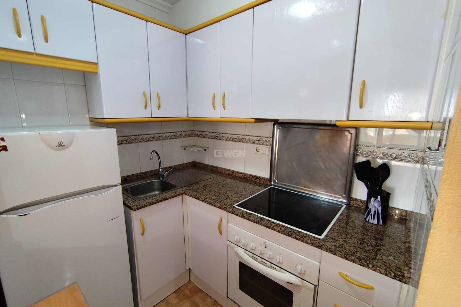 Resale - Apartment / flat - Torrevieja - Calas Blanca