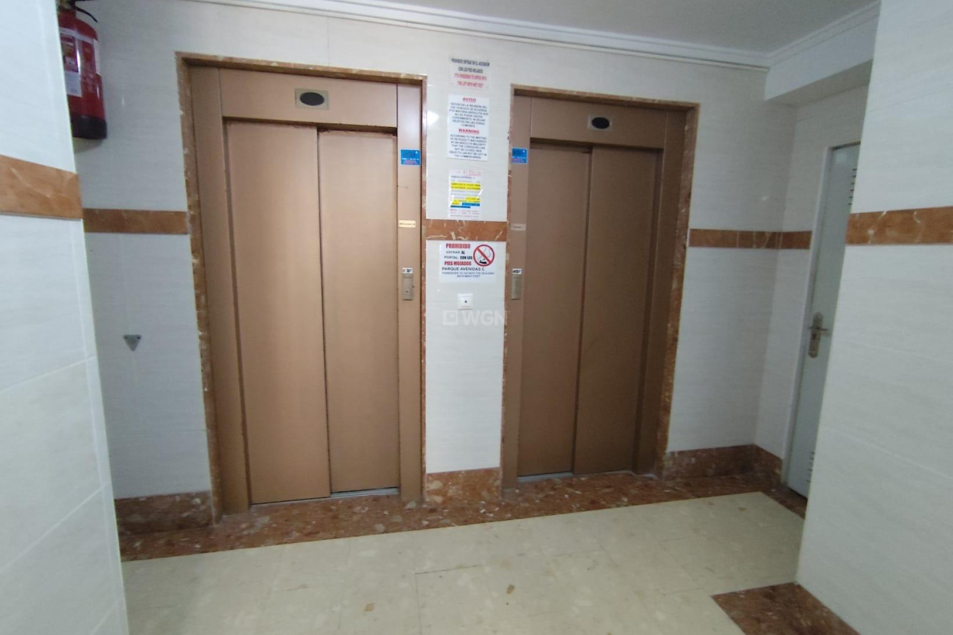 Resale - Apartment / flat - Torrevieja - Calas Blanca