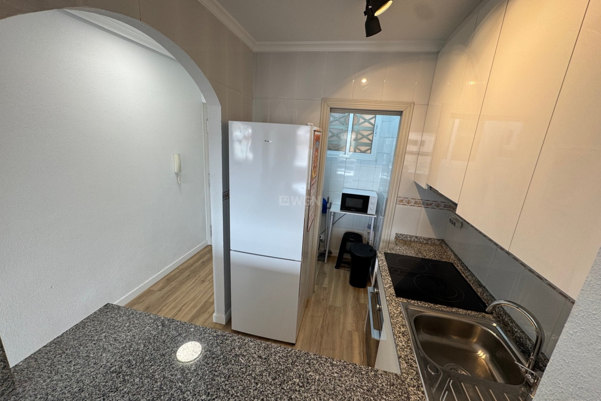 Resale - Apartment / flat - Torrevieja - Calas Blancas