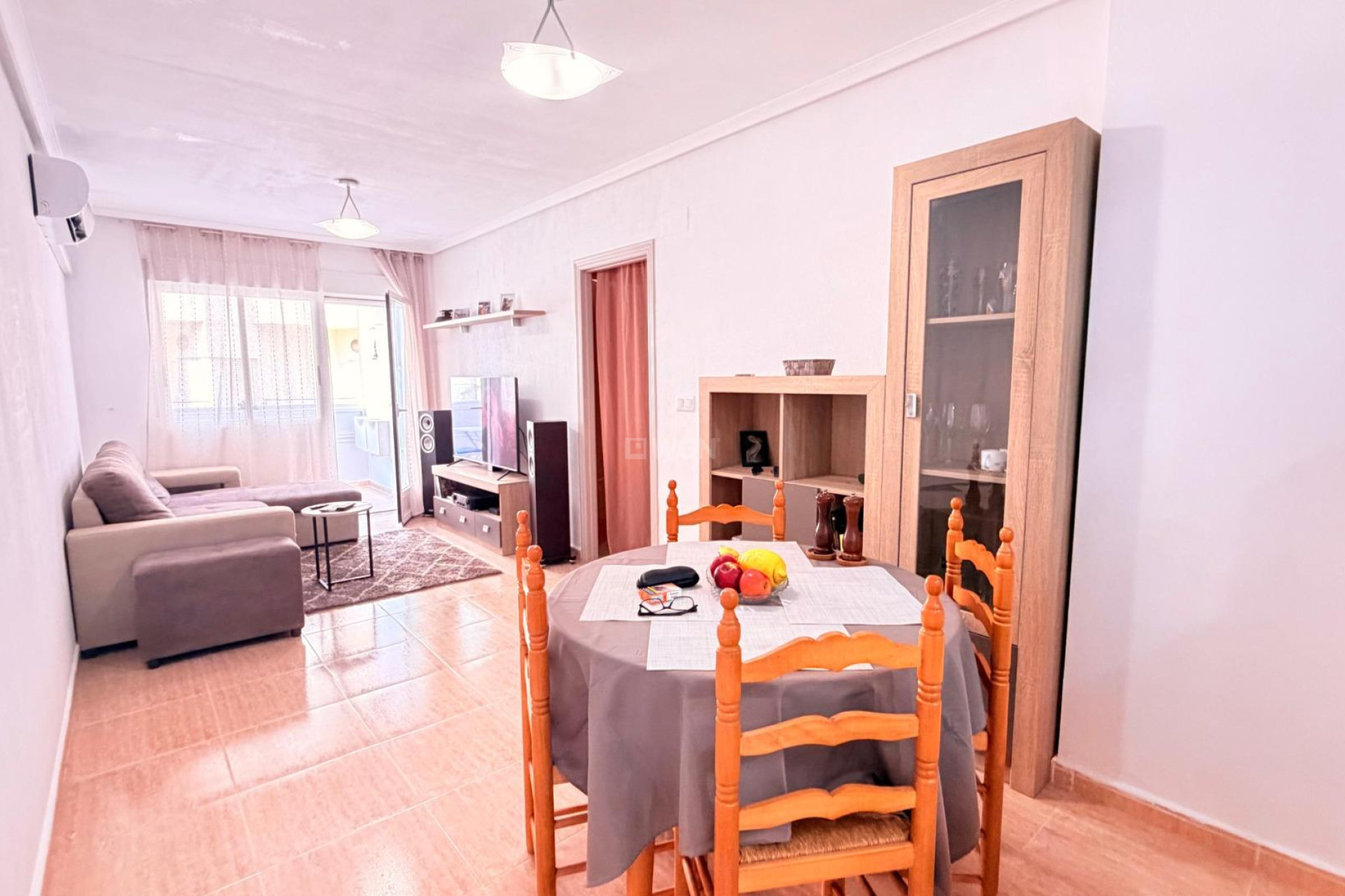 Resale - Apartment / flat - Torrevieja - Centro - Muelle Pesquero