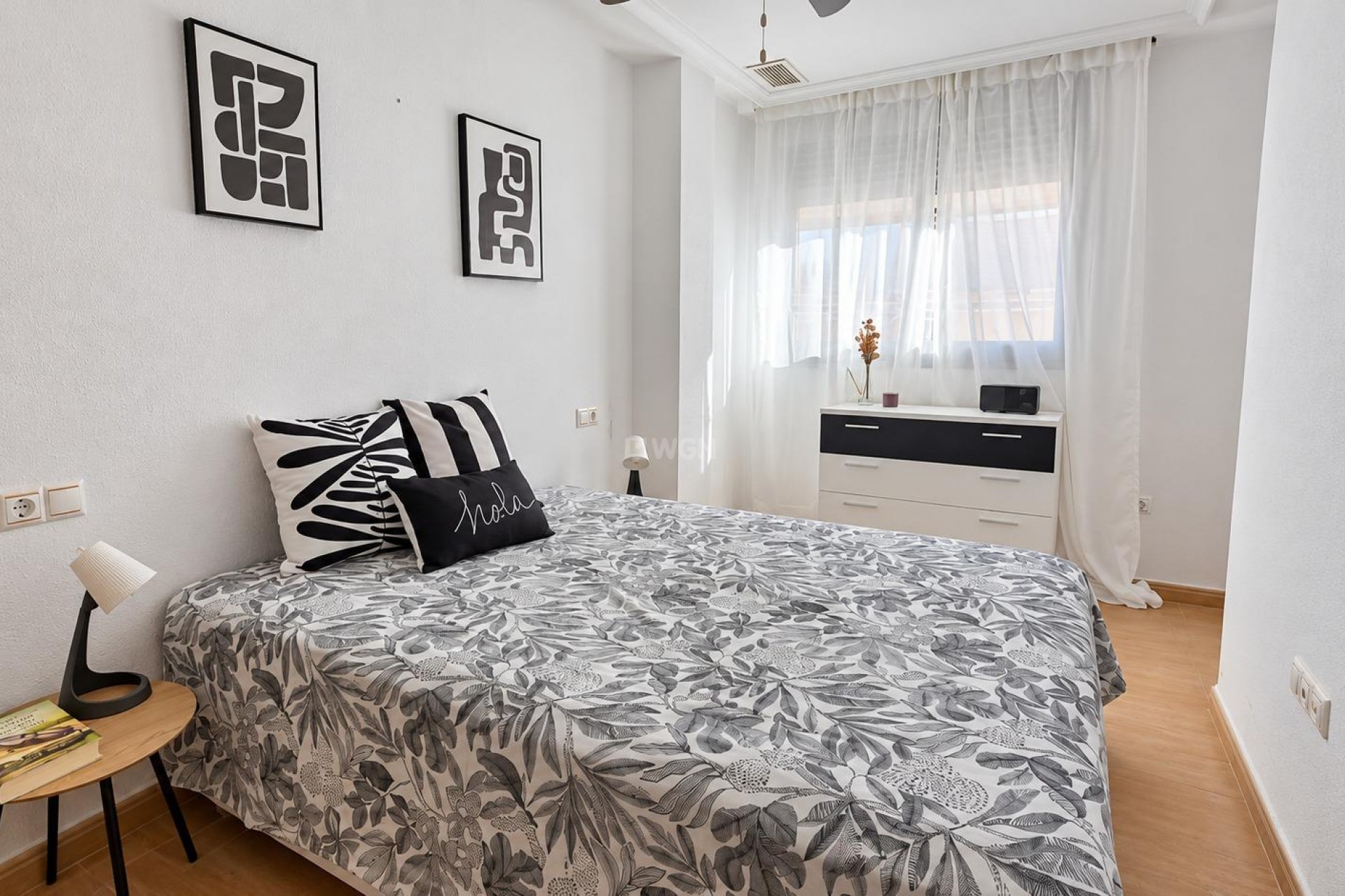 Resale - Apartment / flat - Torrevieja - Centro - Muelle Pesquero