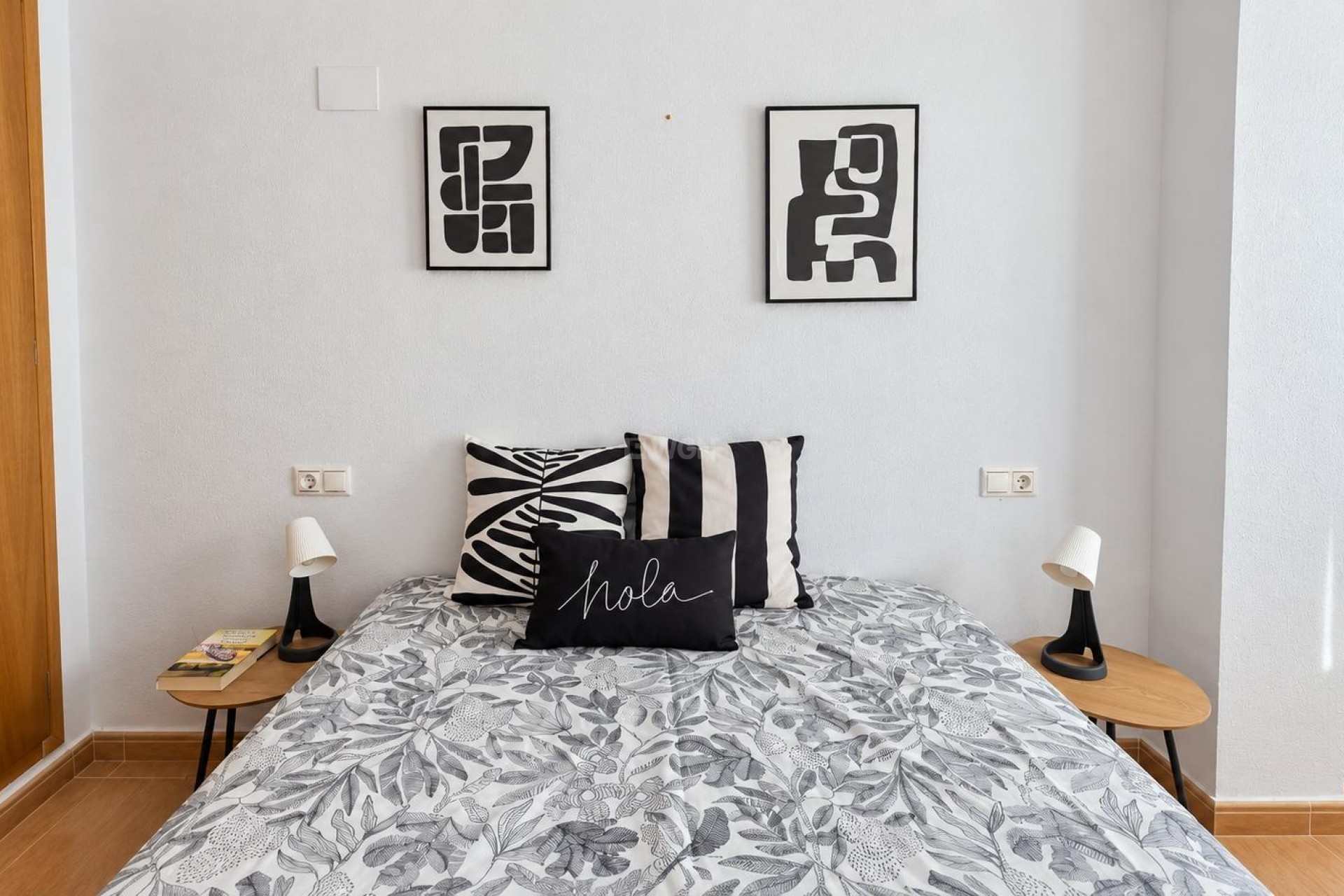 Resale - Apartment / flat - Torrevieja - Centro - Muelle Pesquero
