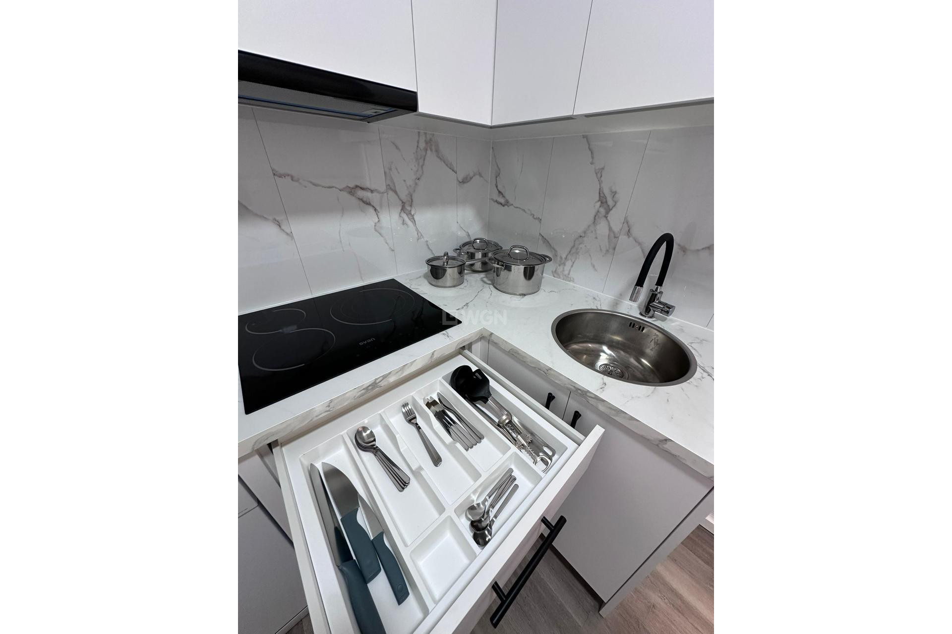 Resale - Apartment / flat - Torrevieja - Centro - Muelle Pesquero