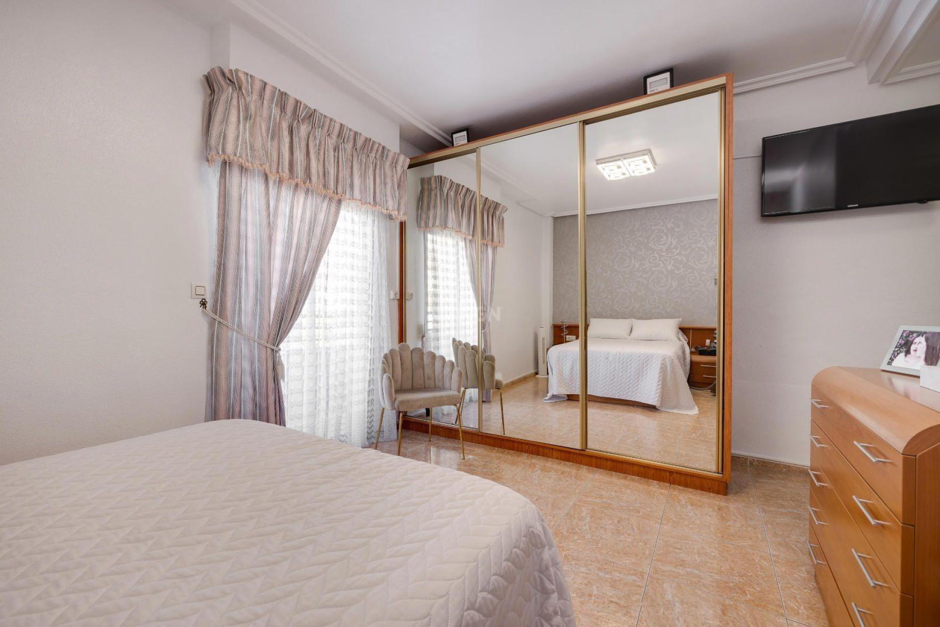 Resale - Apartment / flat - Torrevieja - Centro