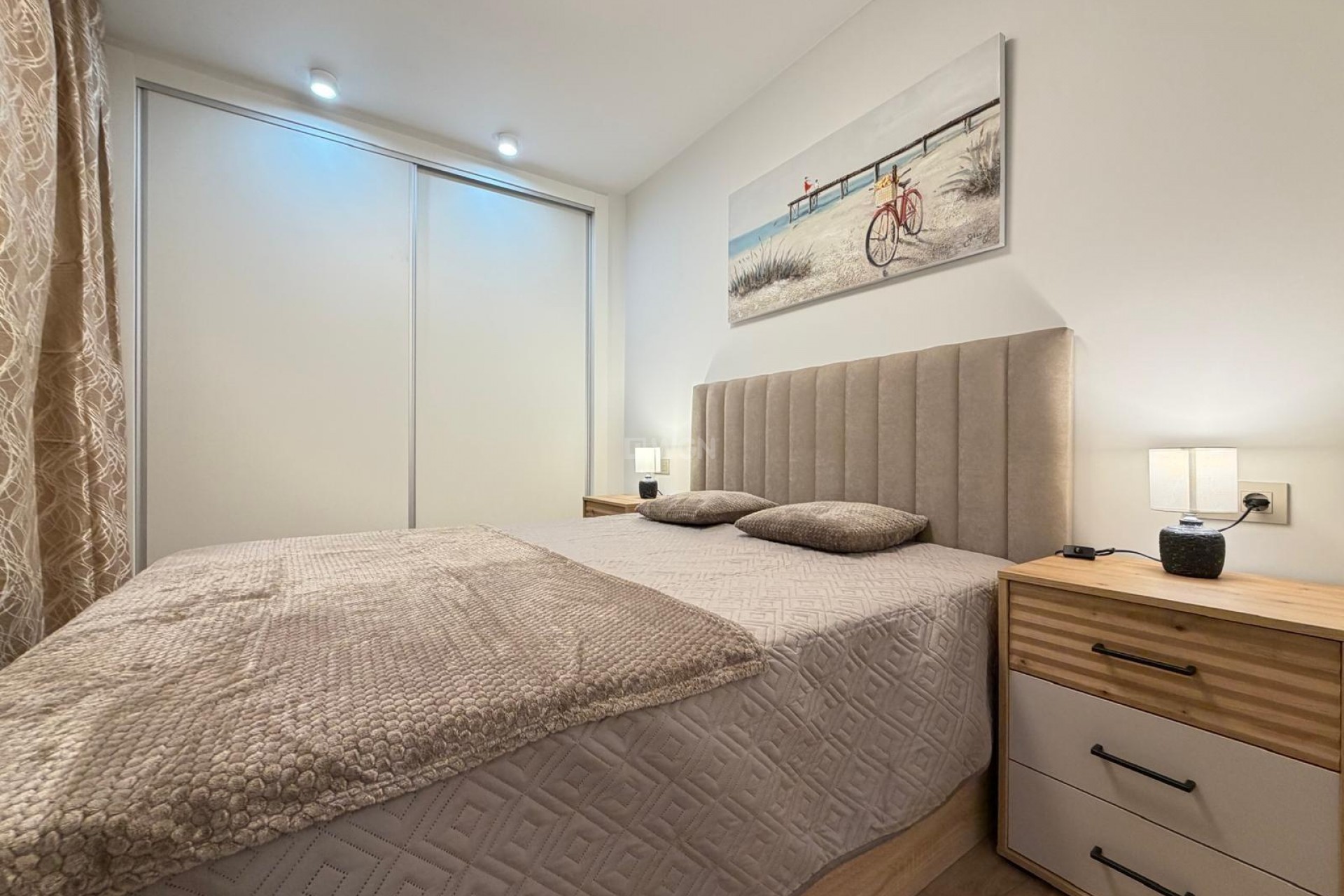 Resale - Apartment / flat - Torrevieja - Centro
