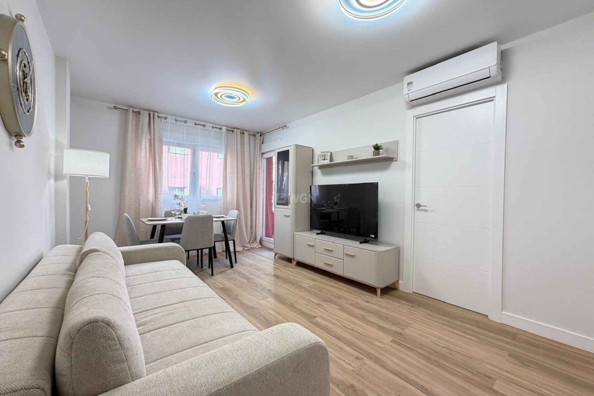 Resale - Apartment / flat - Torrevieja - Centro