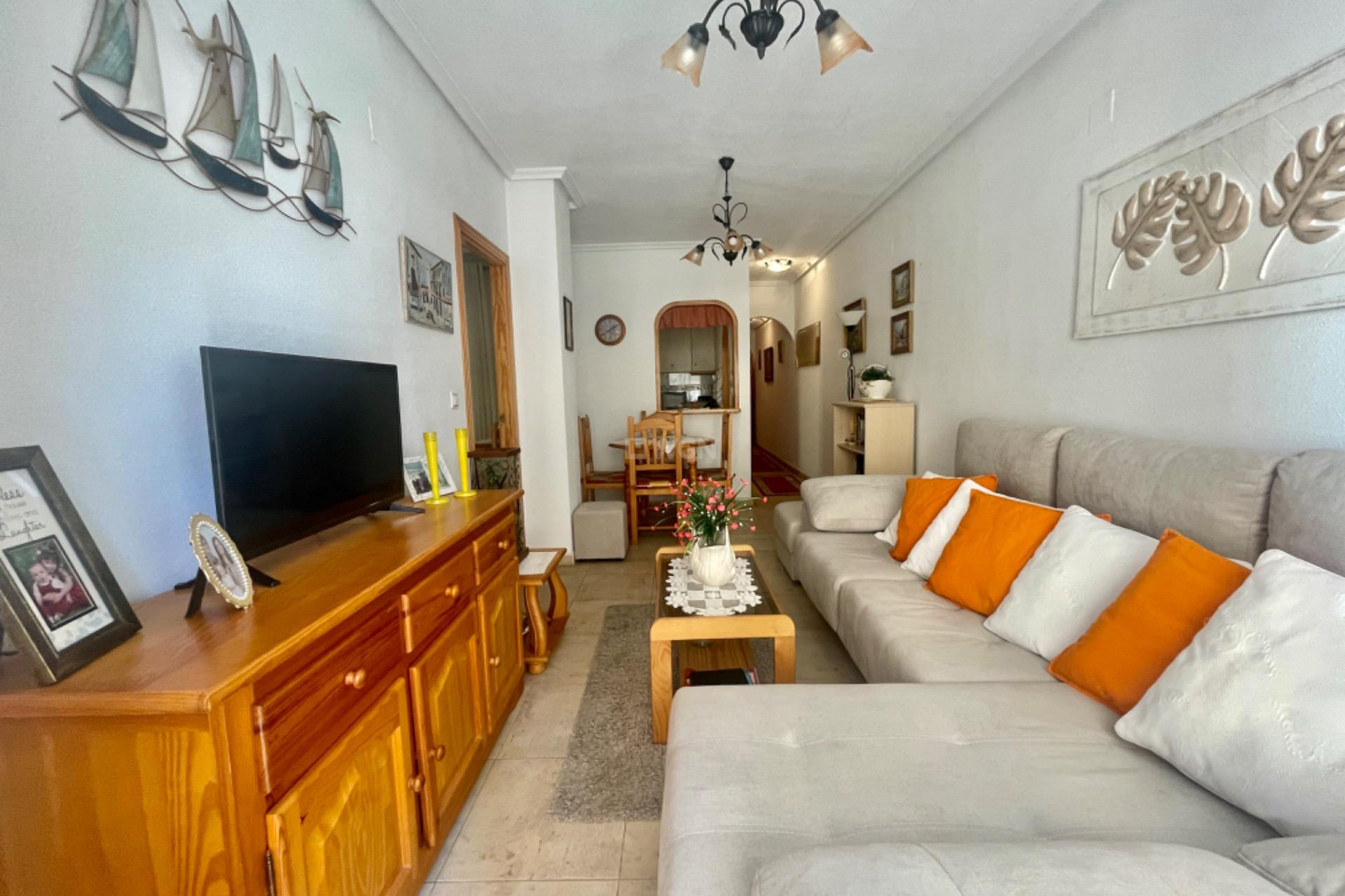 Resale - Apartment / flat - Torrevieja - Centro