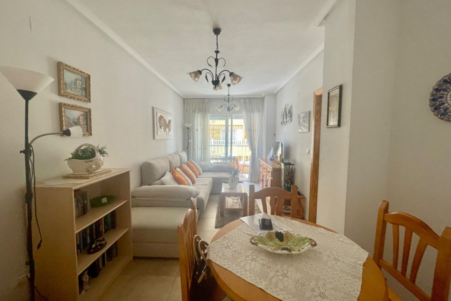 Resale - Apartment / flat - Torrevieja - Centro