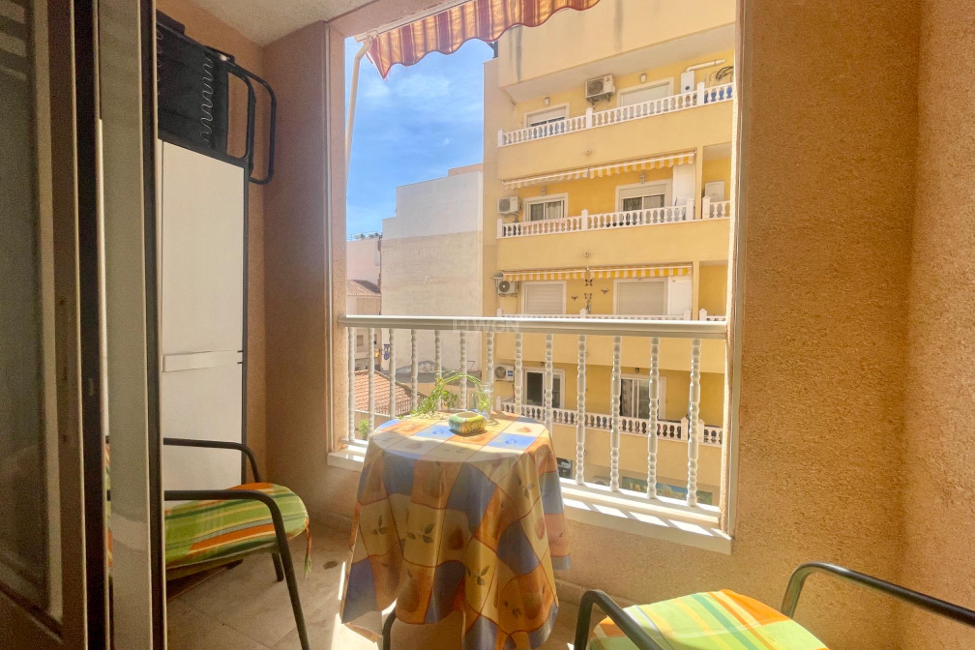 Resale - Apartment / flat - Torrevieja - Centro