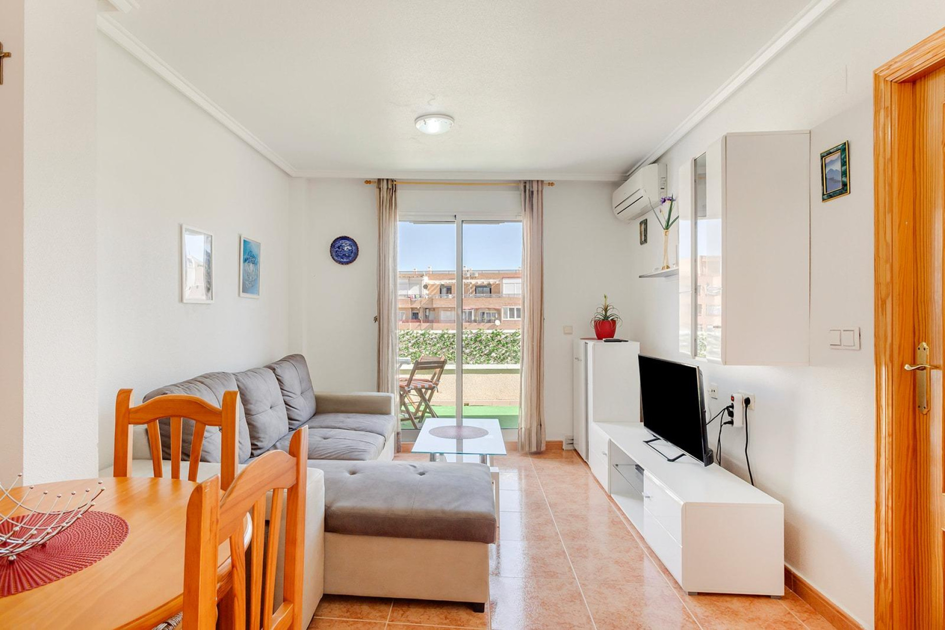 Resale - Apartment / flat - Torrevieja - Centro