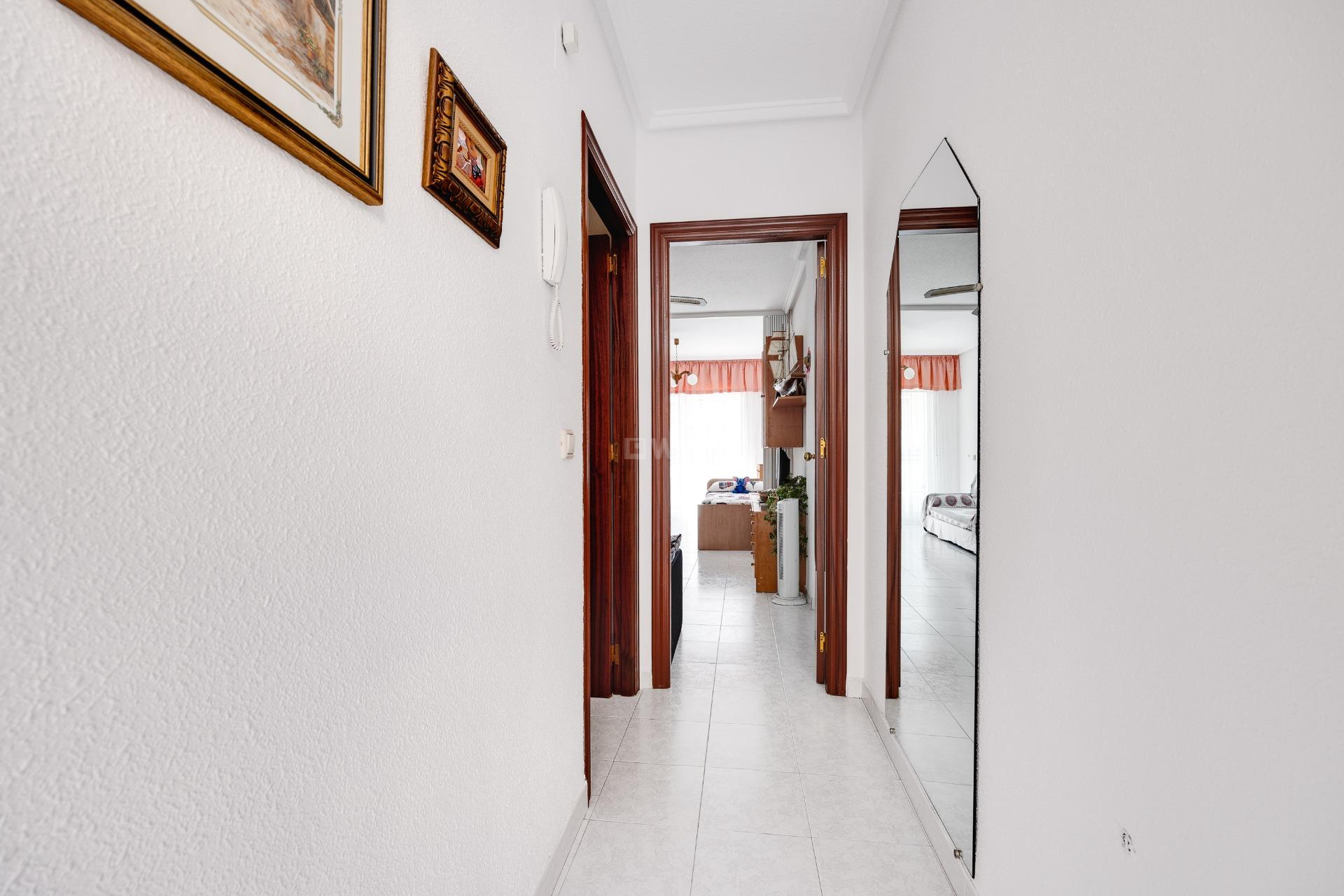 Resale - Apartment / flat - Torrevieja - Centro