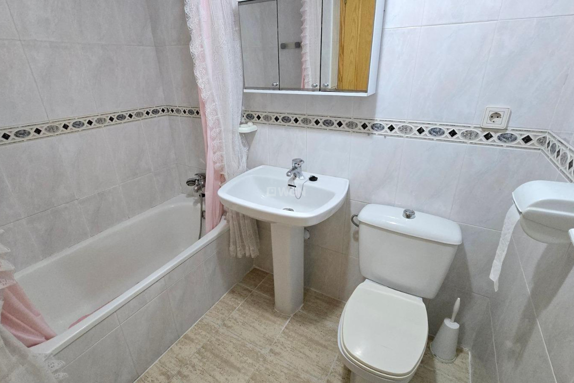 Resale - Apartment / flat - Torrevieja - Centro