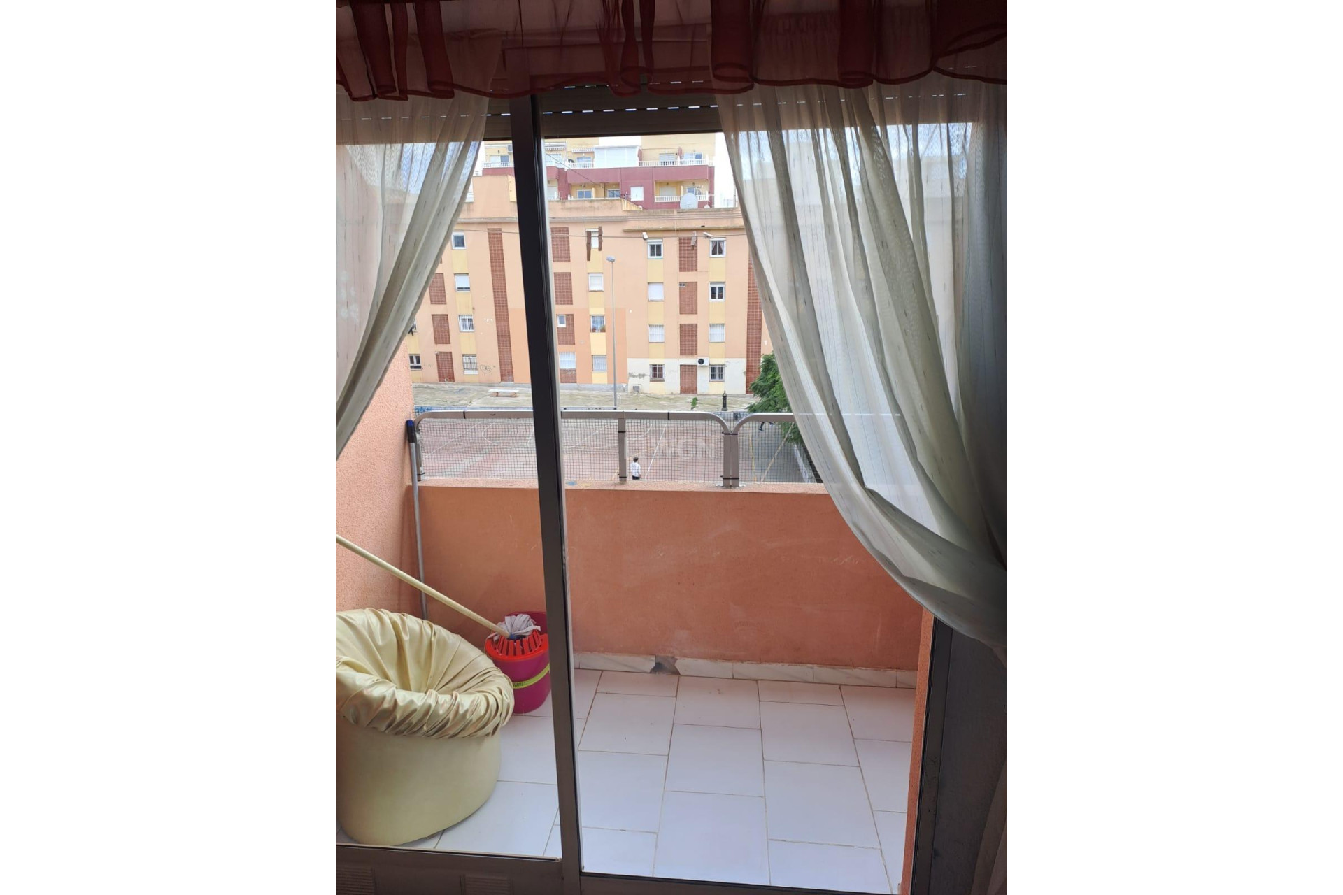 Resale - Apartment / flat - Torrevieja - Centro