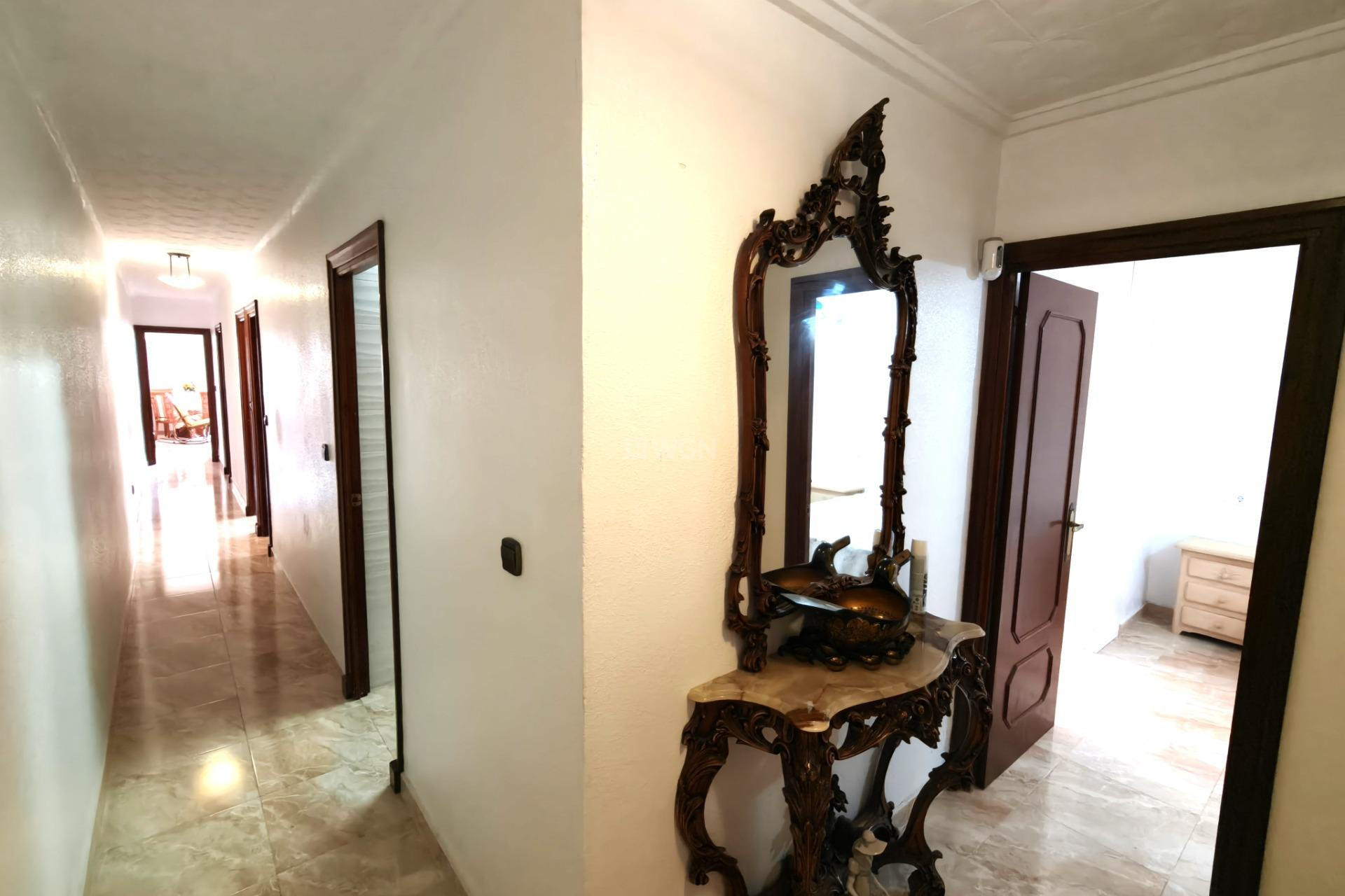 Resale - Apartment / flat - Torrevieja - Centro