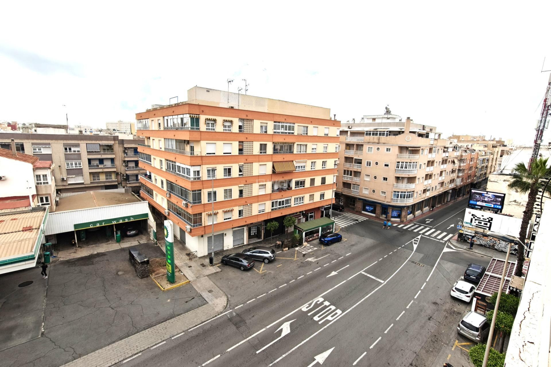 Resale - Apartment / flat - Torrevieja - Centro