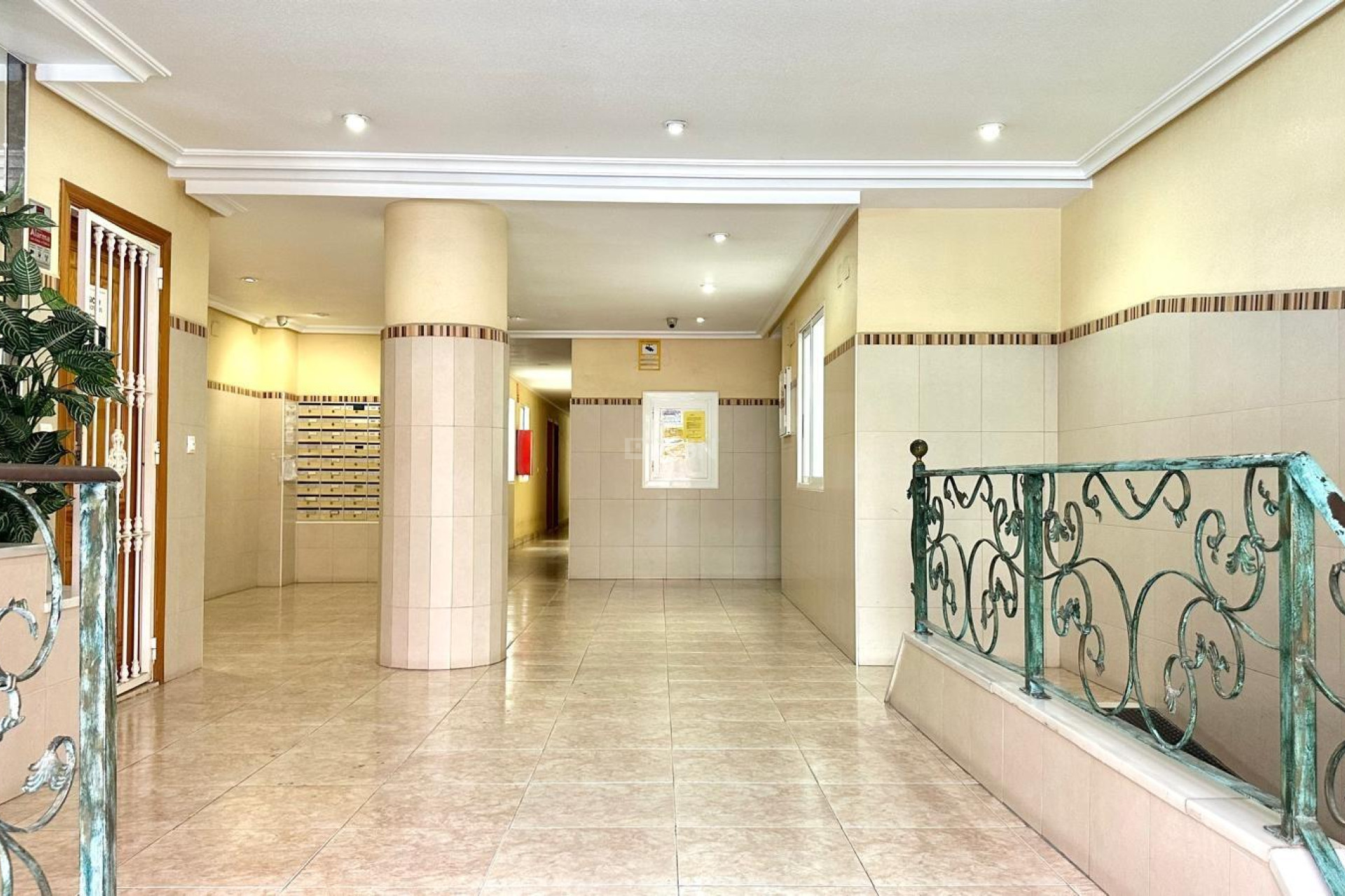 Resale - Apartment / flat - Torrevieja - Centro