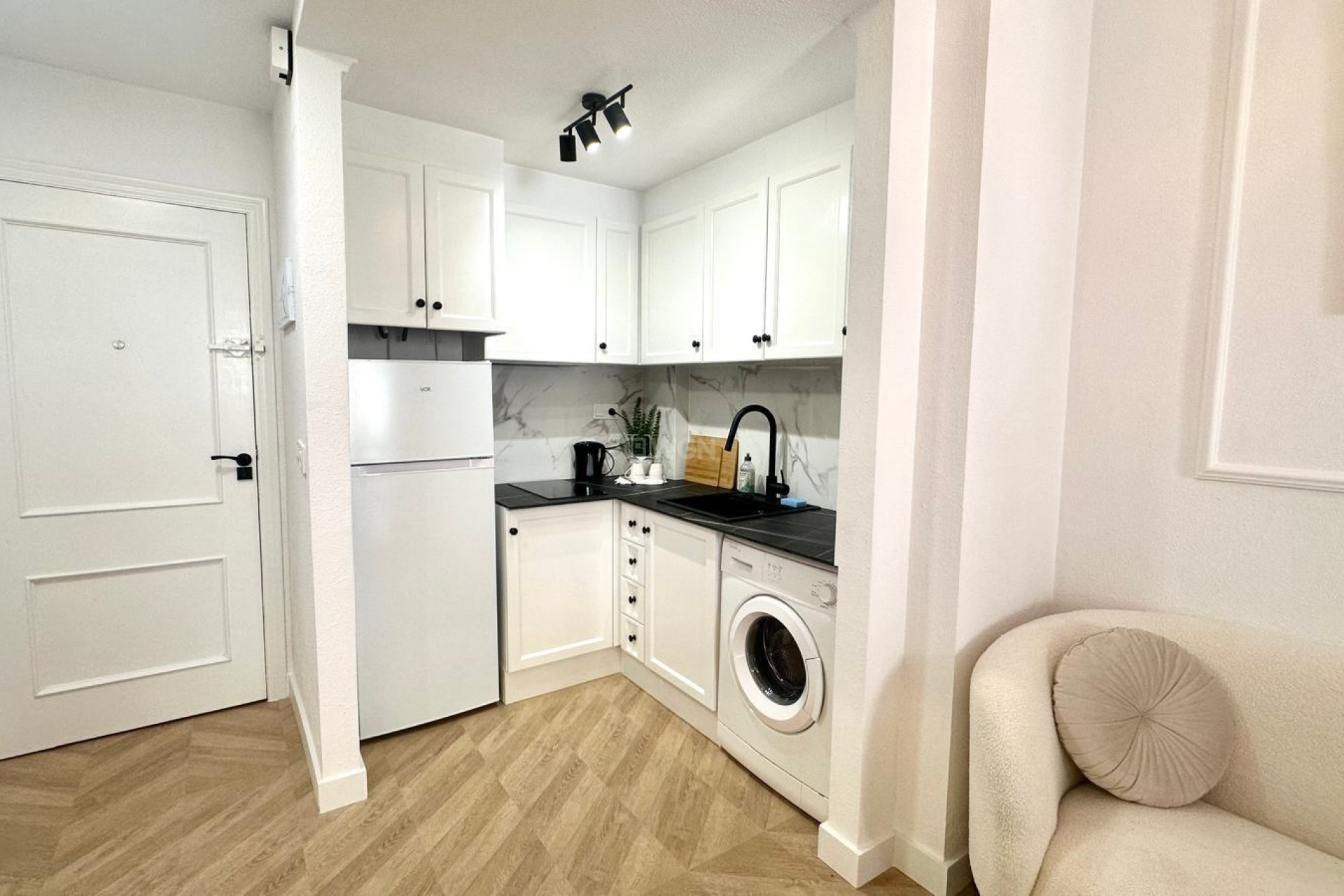 Resale - Apartment / flat - Torrevieja - Centro