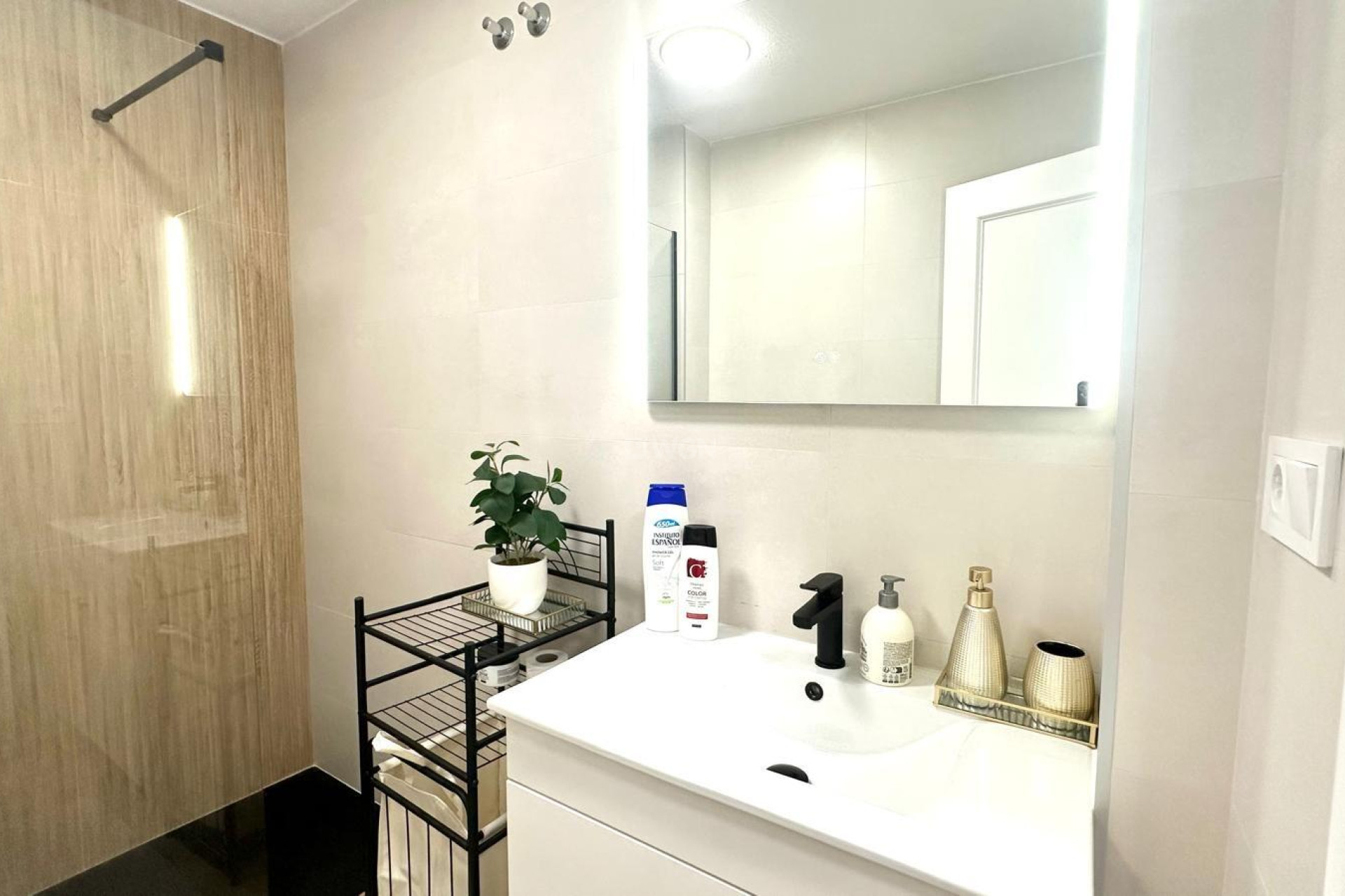 Resale - Apartment / flat - Torrevieja - Centro