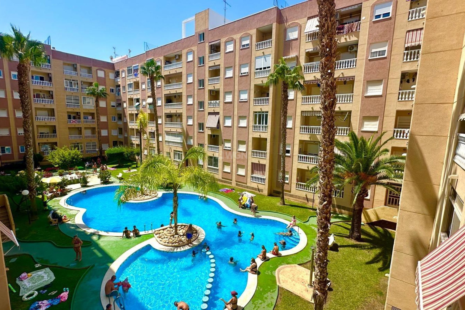 Resale - Apartment / flat - Torrevieja - Centro